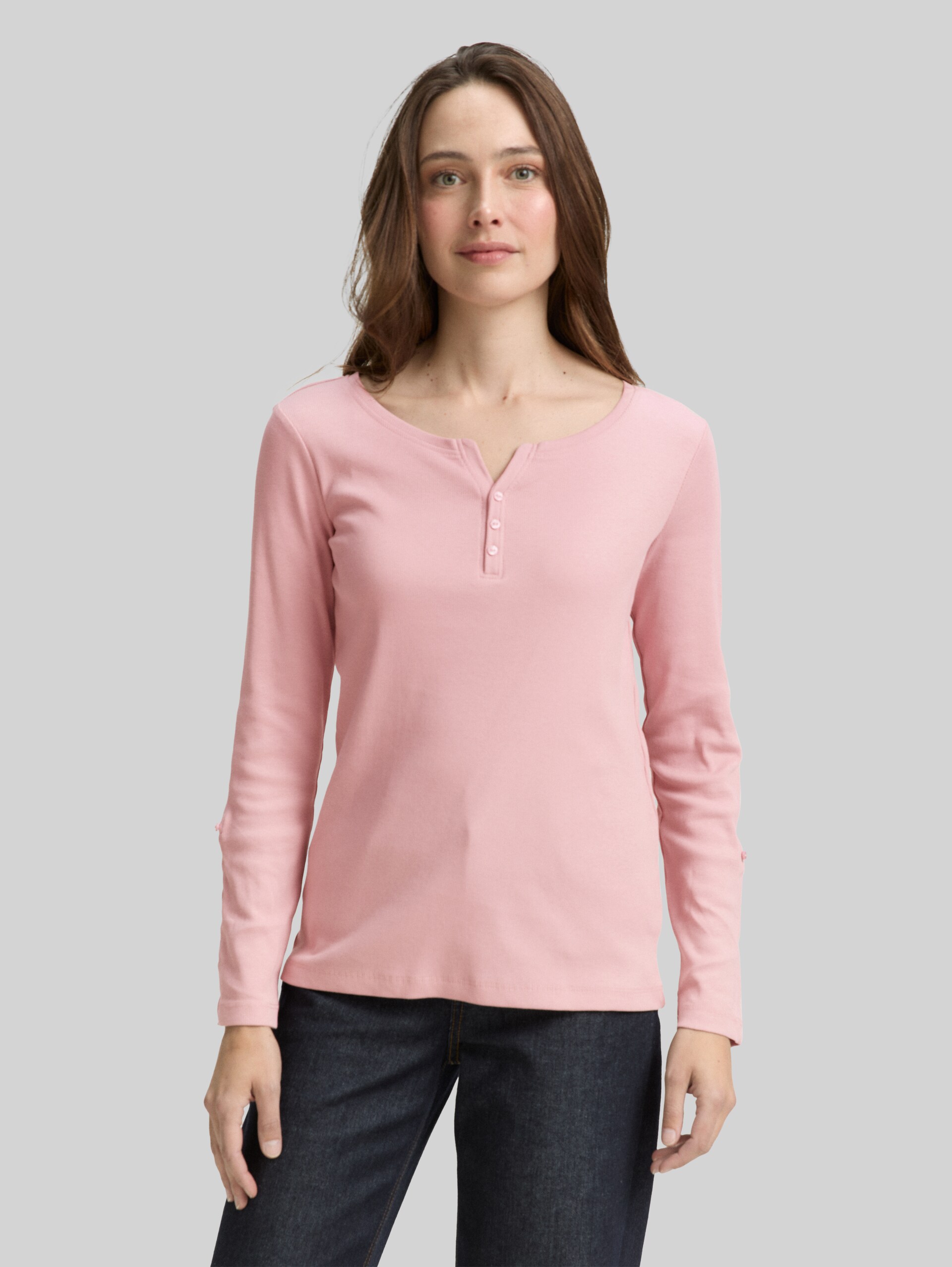 Langarmshirt mit Turn-Up-Funktion - Morning Pink - Ausschnitt Model-Vorderansicht
