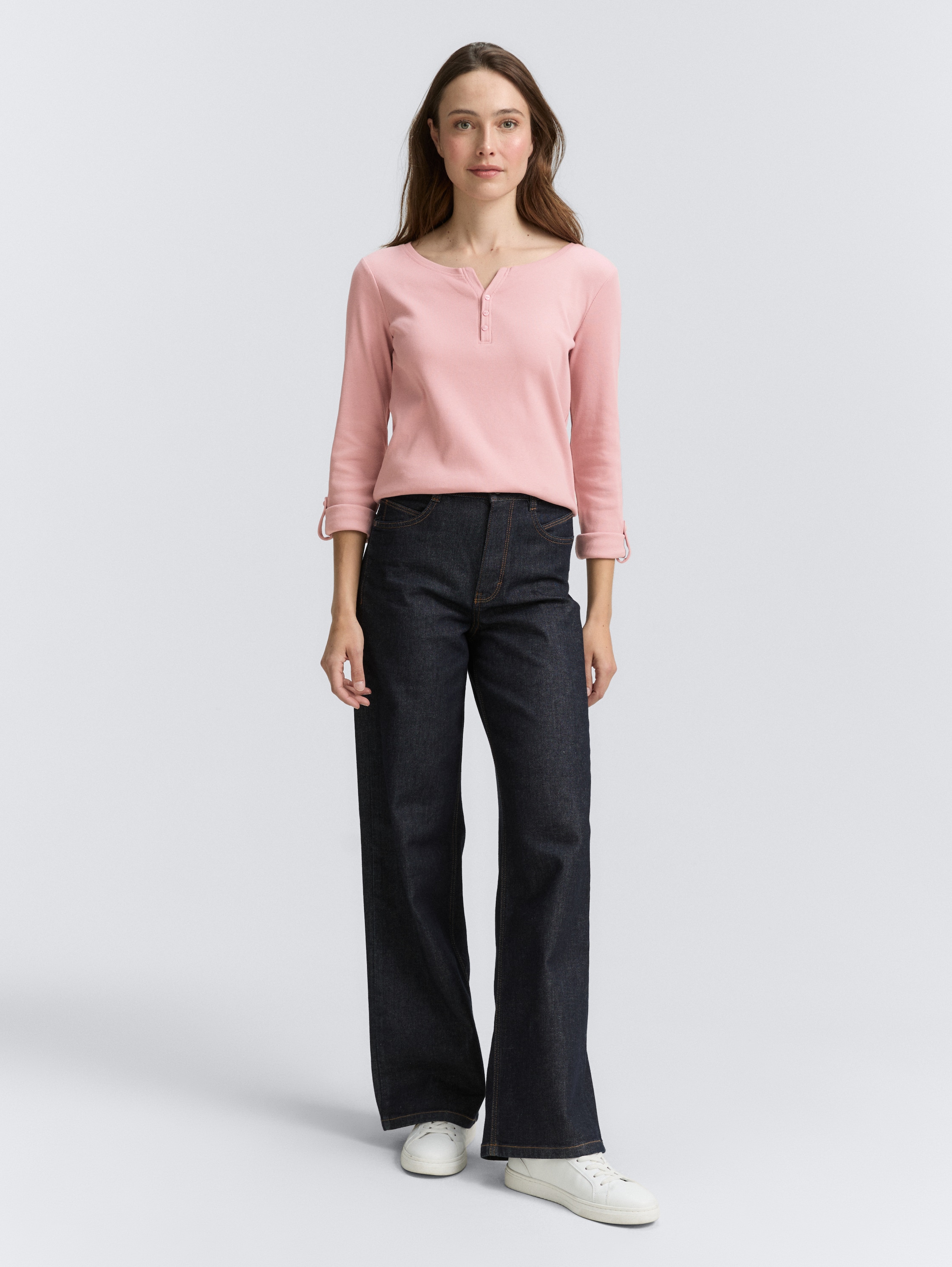 Langarmshirt mit Turn-Up-Funktion - Morning Pink - Model-Vorderansicht