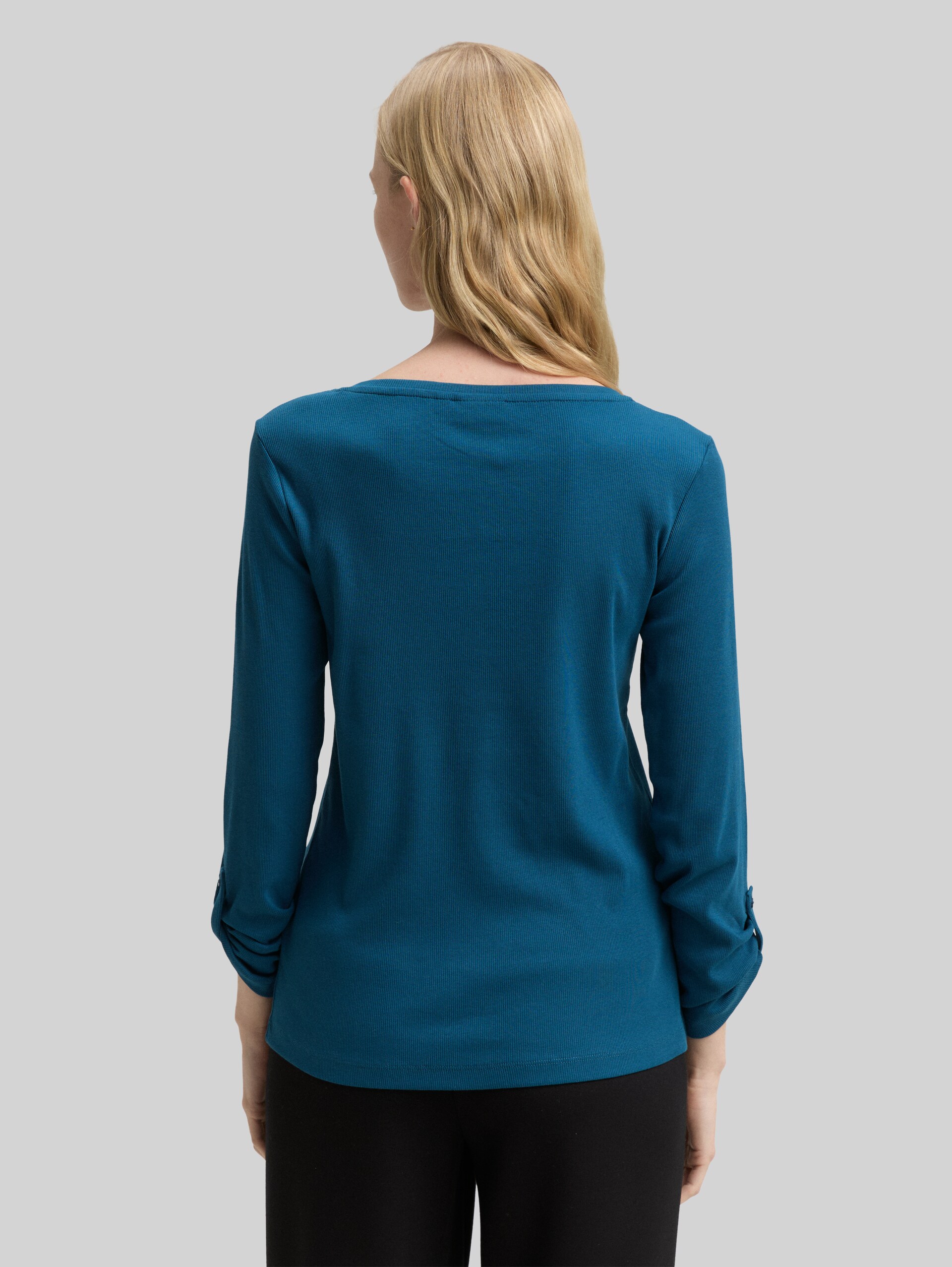 Langarmshirt mit Turn-Up-Funktion - Dark Petrol - Auschnitt Model-Rückansicht