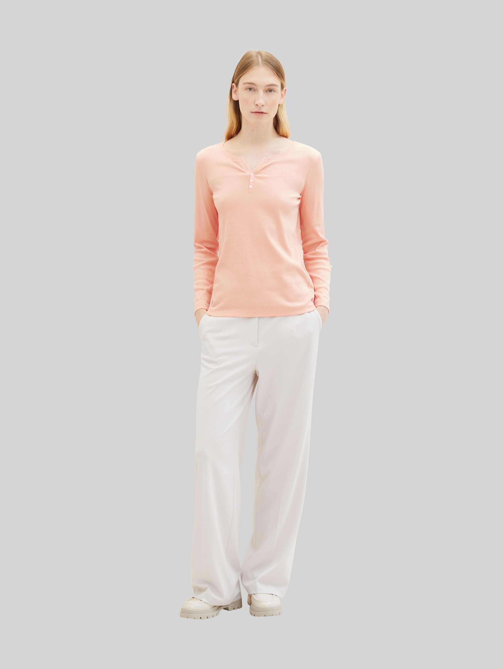 Langarmshirt mit Turn-Up-Funktion - apricot offwhite stripe ck - Model-Vorderansicht