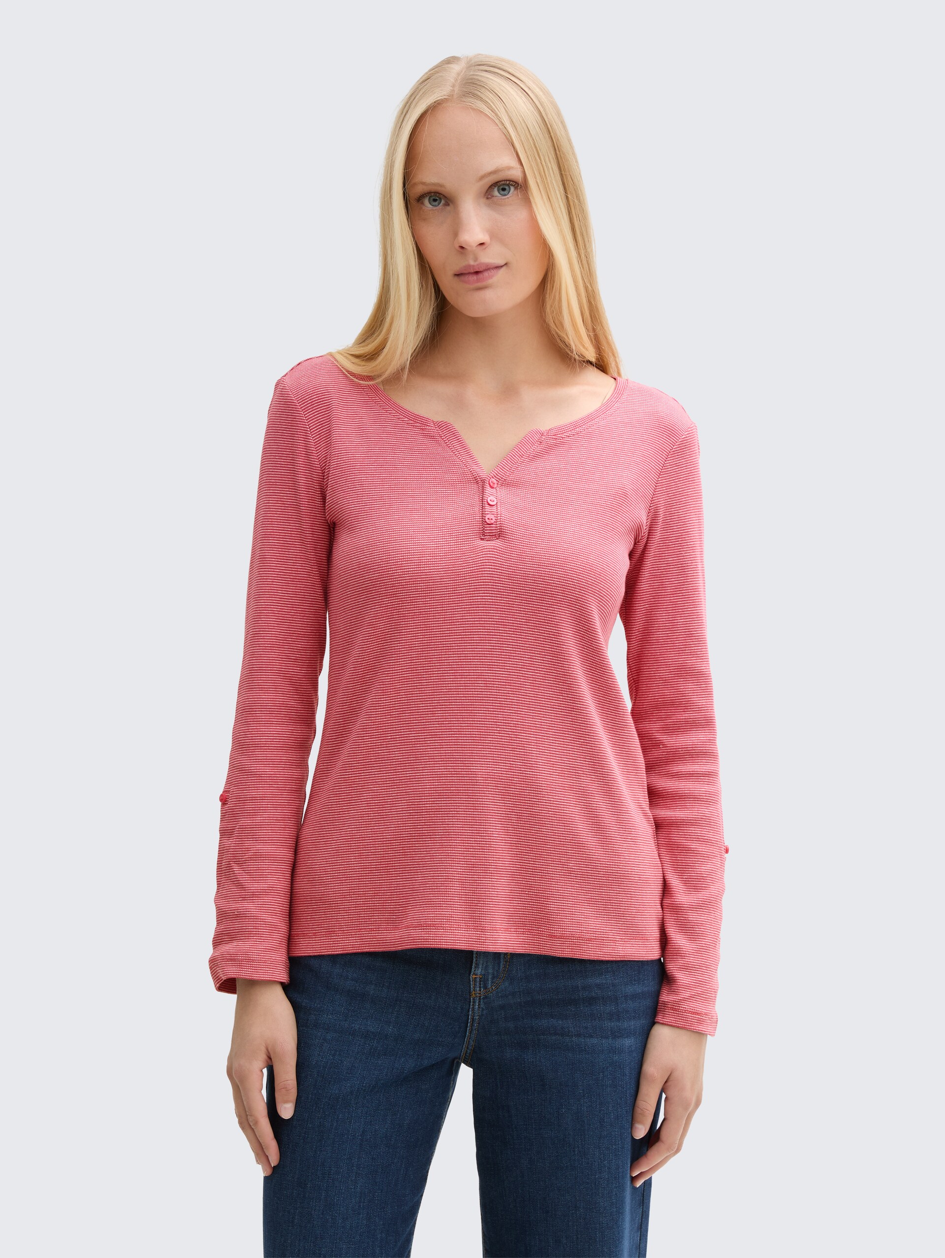 Langarmshirt mit Turn-Up-Funktion - off white red small stripe - Ausschnitt Model-Vorderansicht