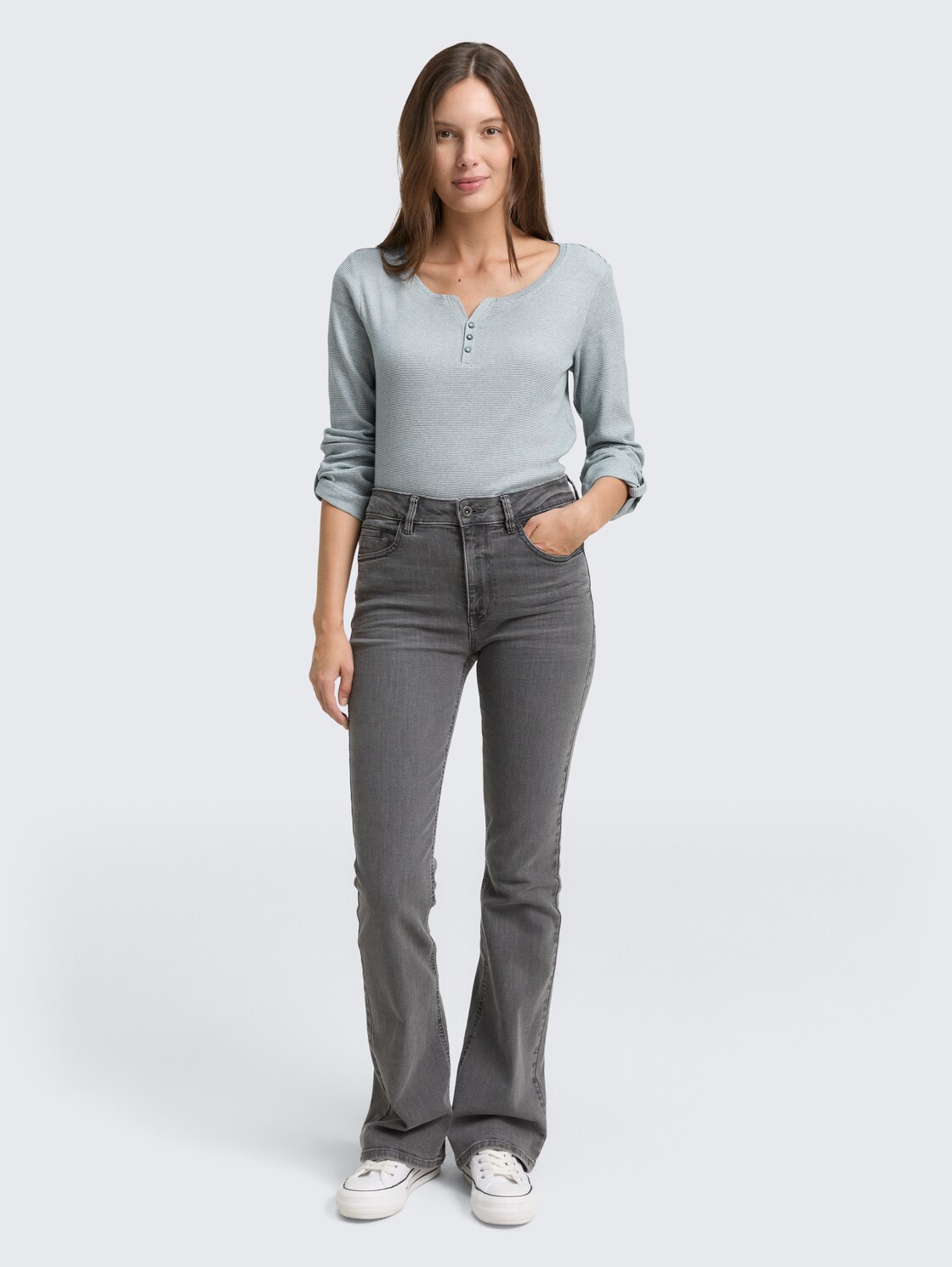 Langarmshirt mit Turn-Up-Funktion - green offwhite small stripe - Model-Vorderansicht