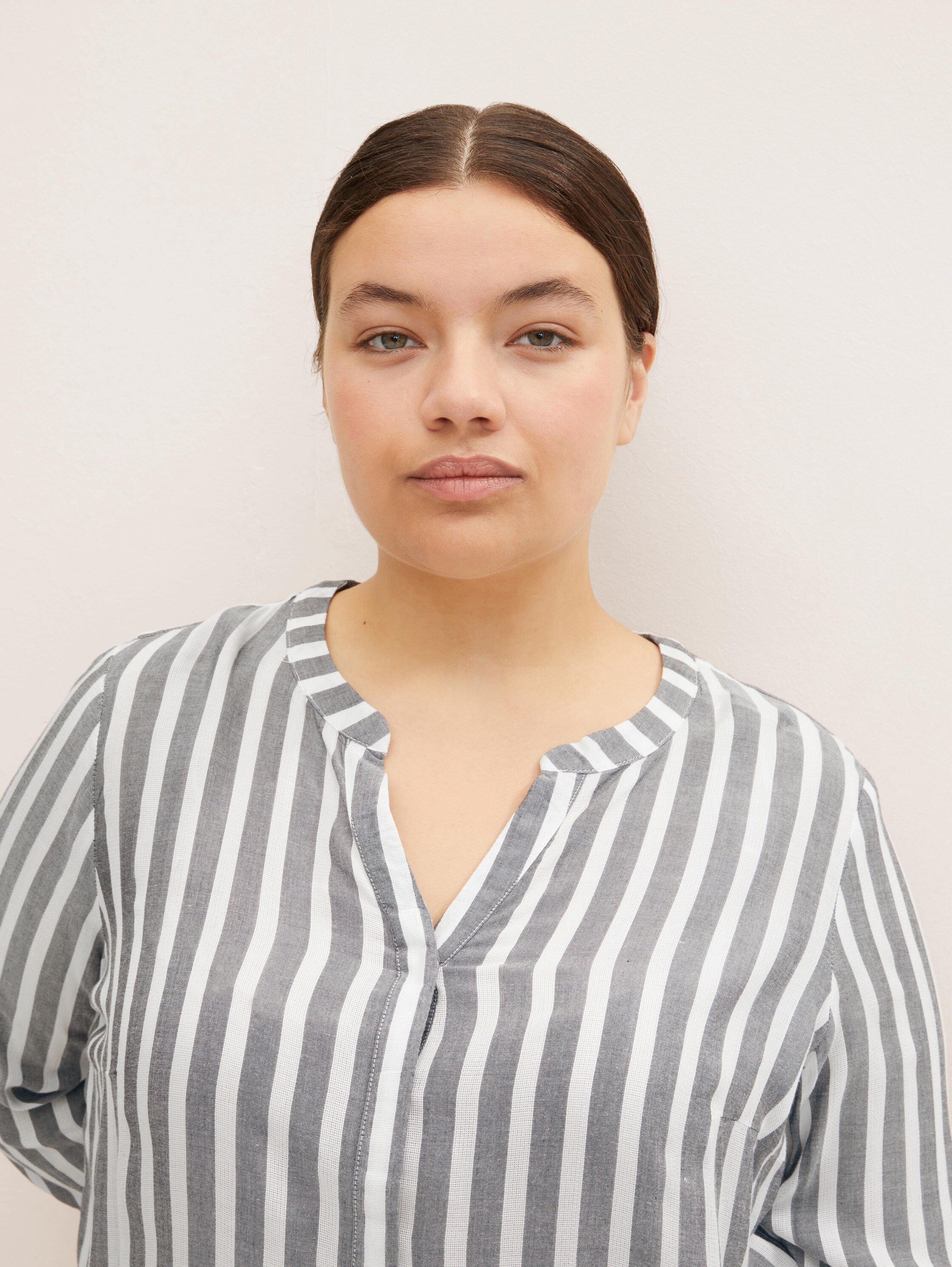 Plus Size - Gestreifte Henleybluse mit LENZING™ ECOVERO™ - 6