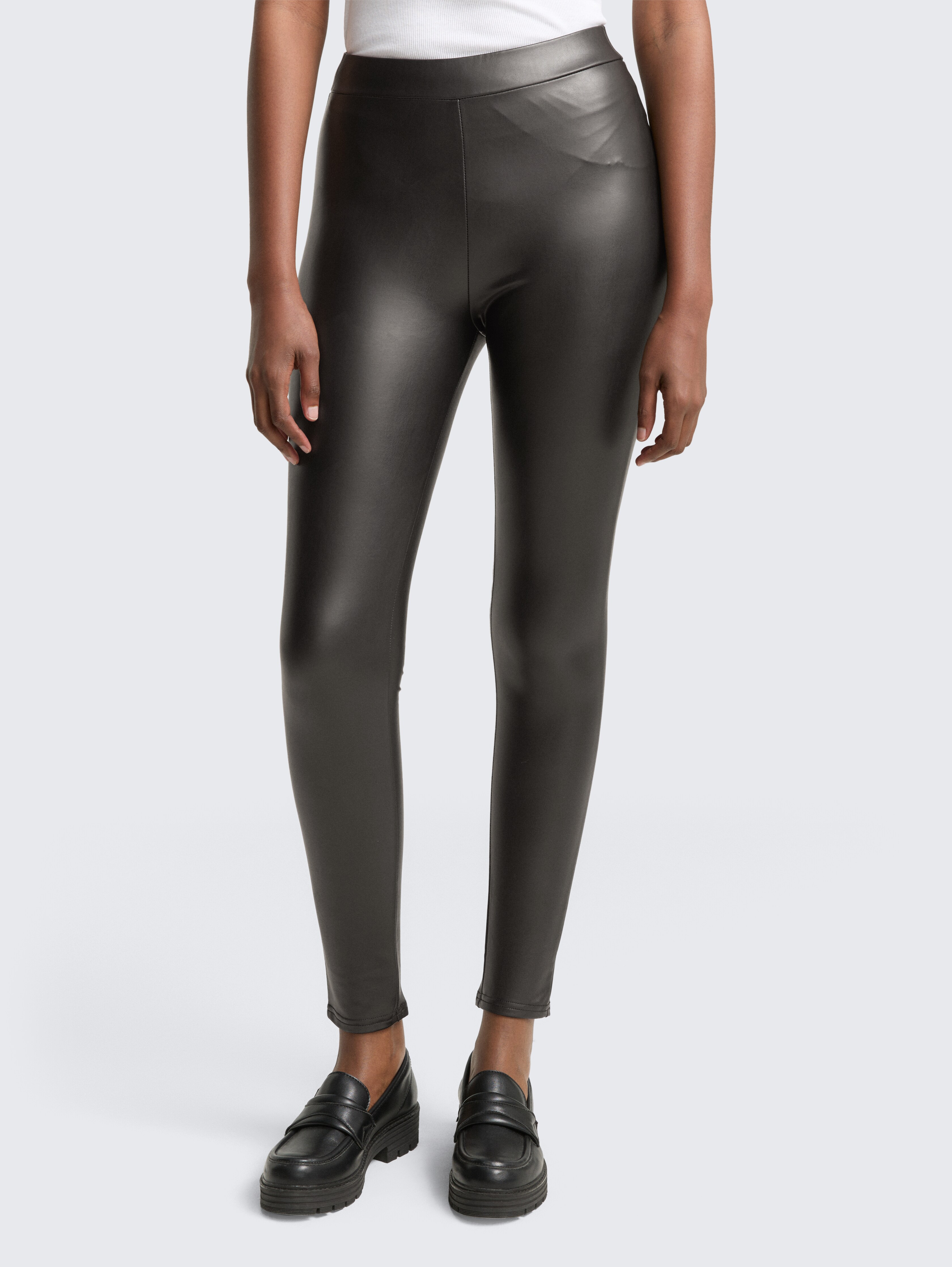 Leggings in Lederoptik von Denim Female, deep black