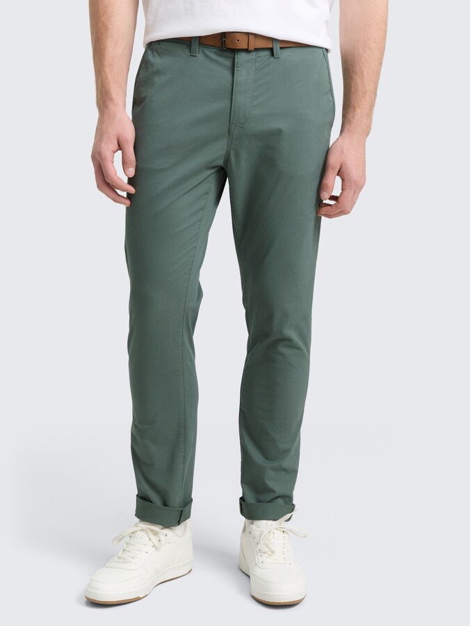 Slim chino broek met riem door Denim Male, washed jasper green