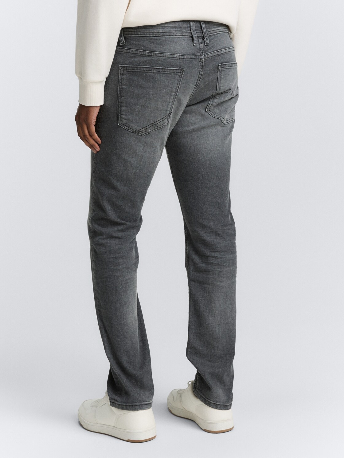 TTPIERS SLIM Jeans - used dark stone grey denim - Auschnitt Model-Rückansicht