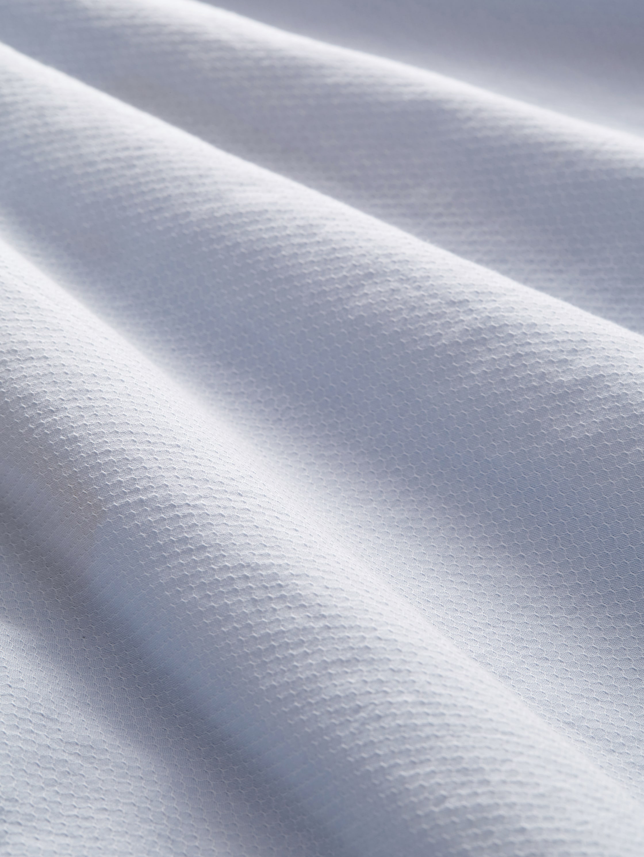 Slim Fit Kurzarmhemd mit Struktur - light blue circle structure - Material-Ansicht