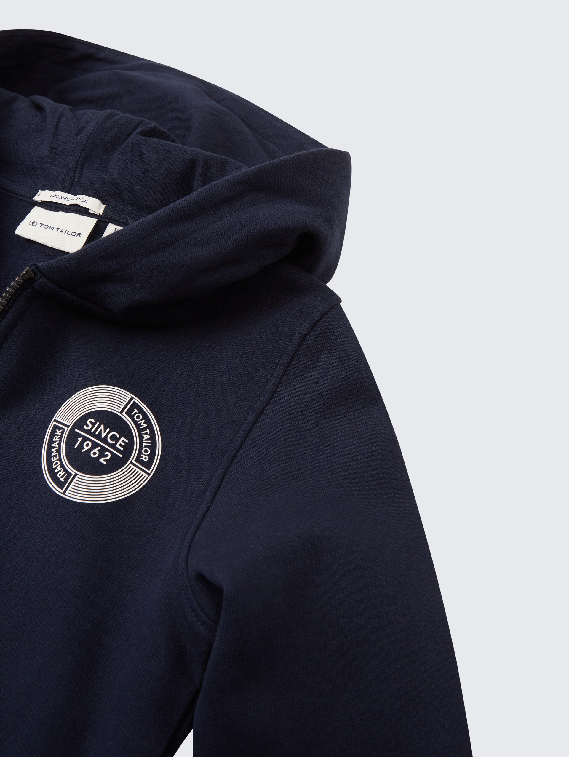 Kapuzen Hoodie mit Logoprint - sky captain blue - Detail-Model-Ansicht