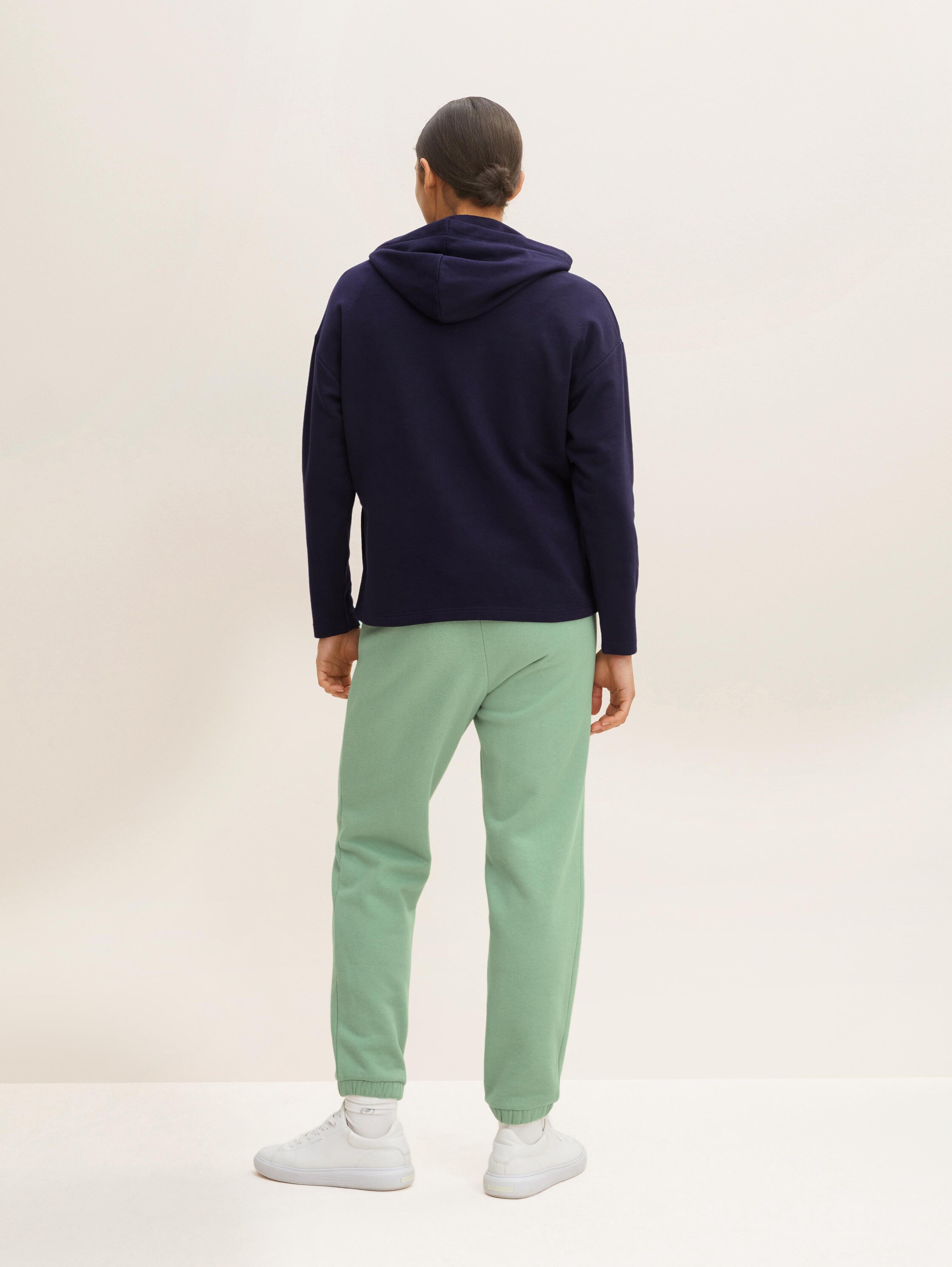 Hoodie mit Stickerei und Bio-Baumwolle - 5