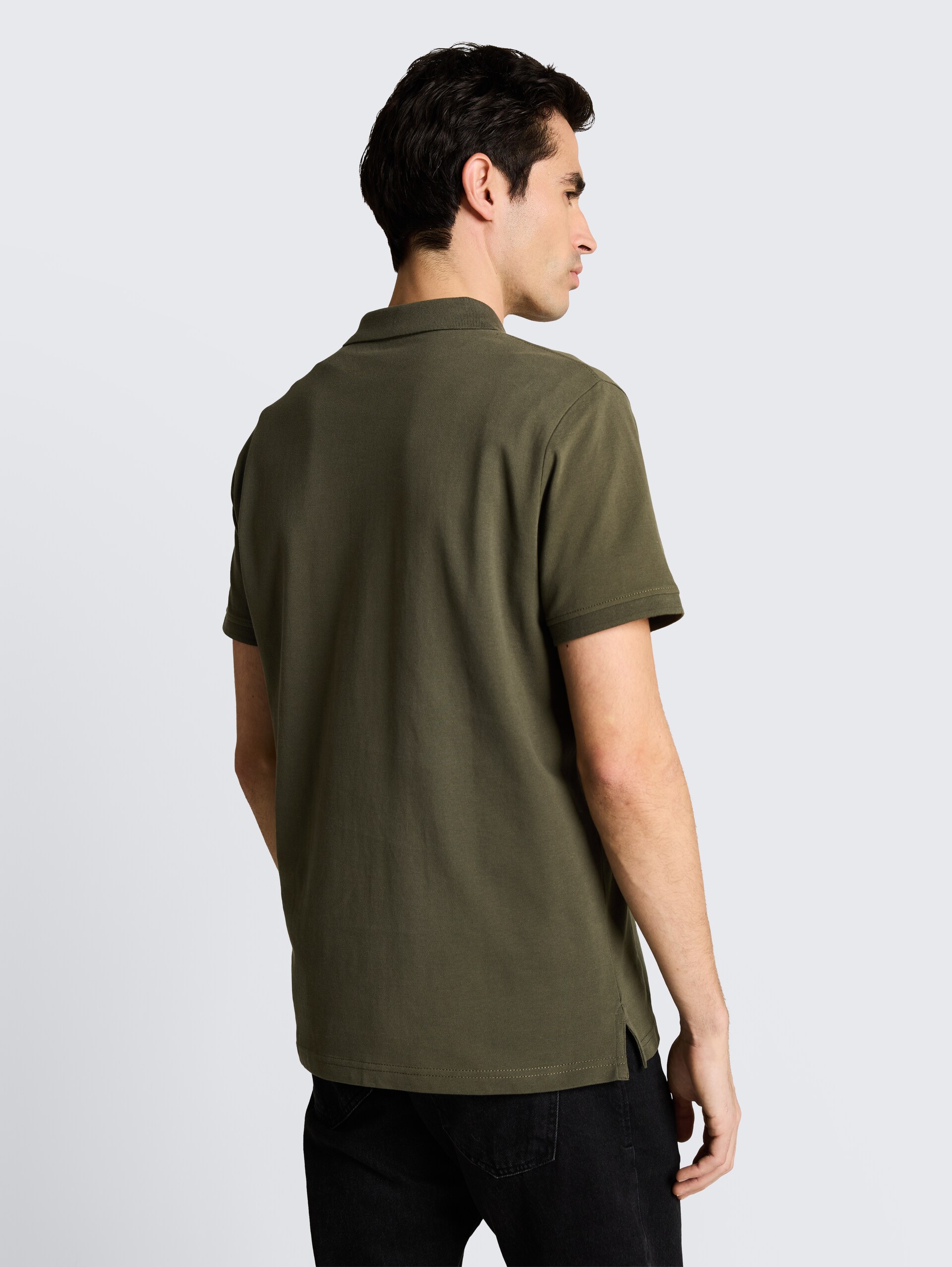 Piqué Poloshirt mit Logo-Stickerei - deep leaf green