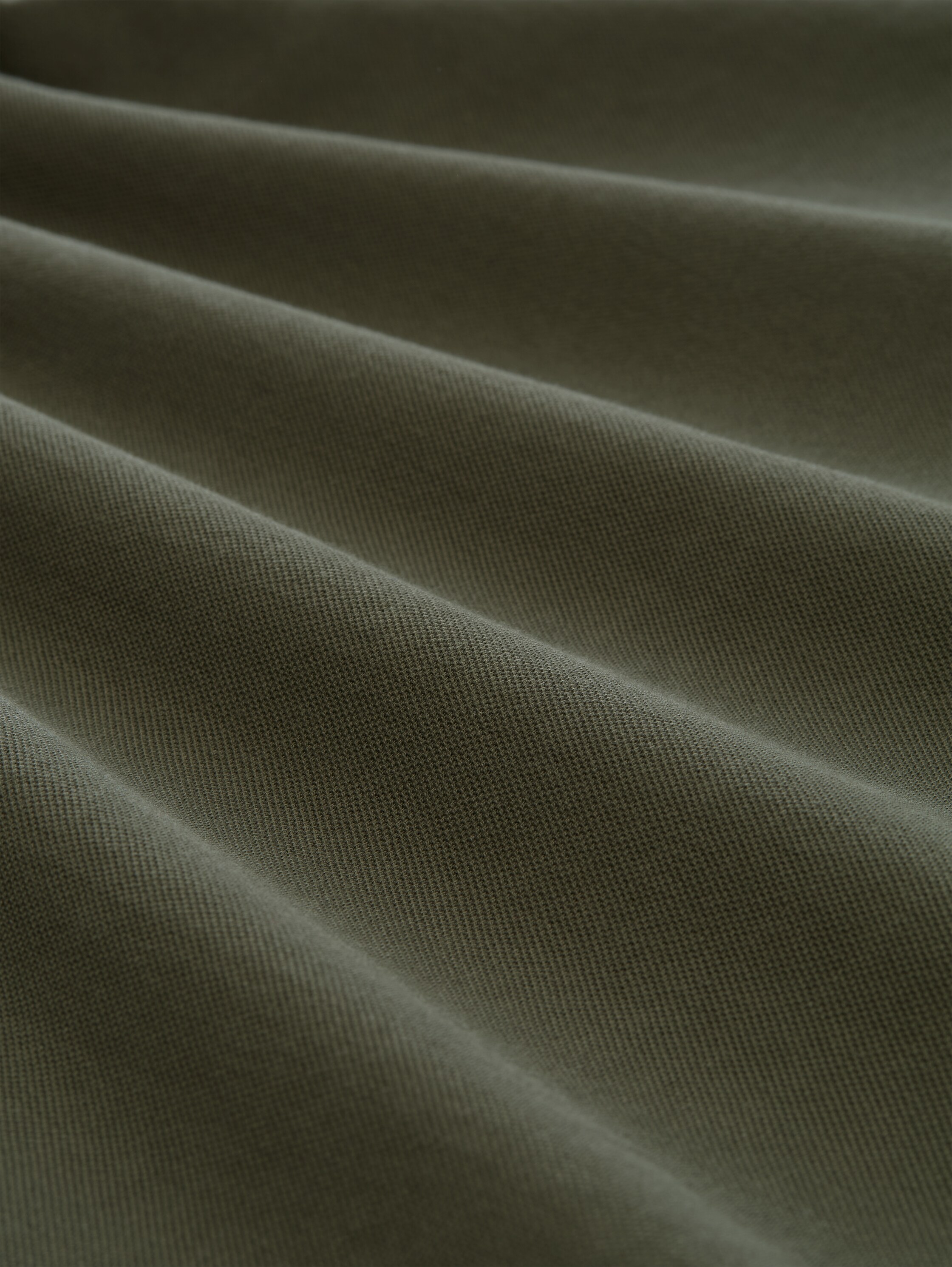 Piqué poloshirt met geborduurd logo - deep_leaf_green - 