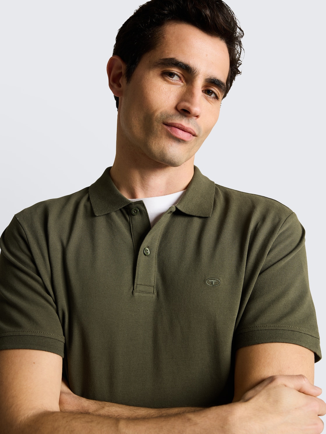 Piqué Poloshirt mit Logo-Stickerei - deep leaf green