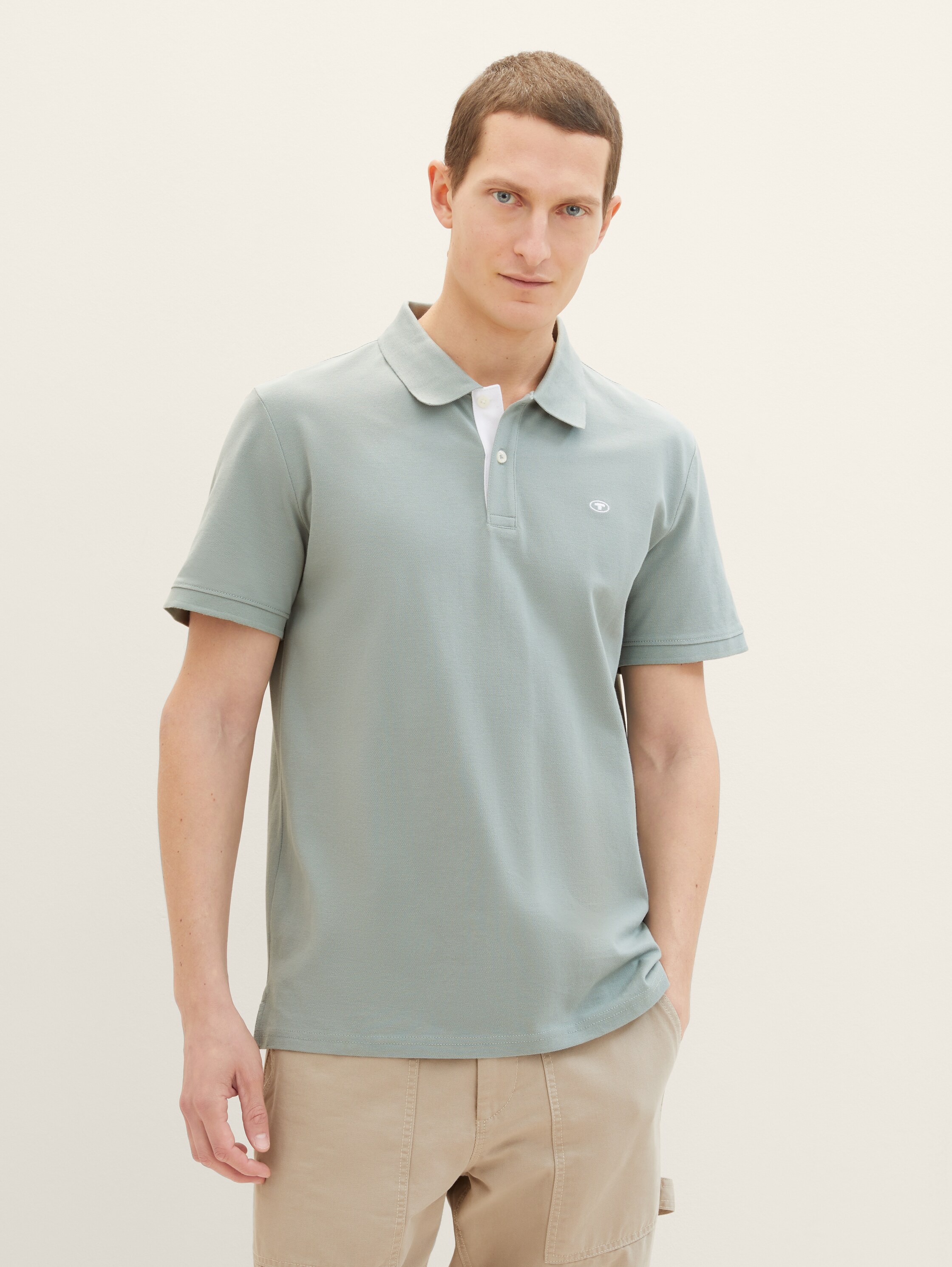 Piqué Poloshirt mit Logo-Stickerei - iced grey mint