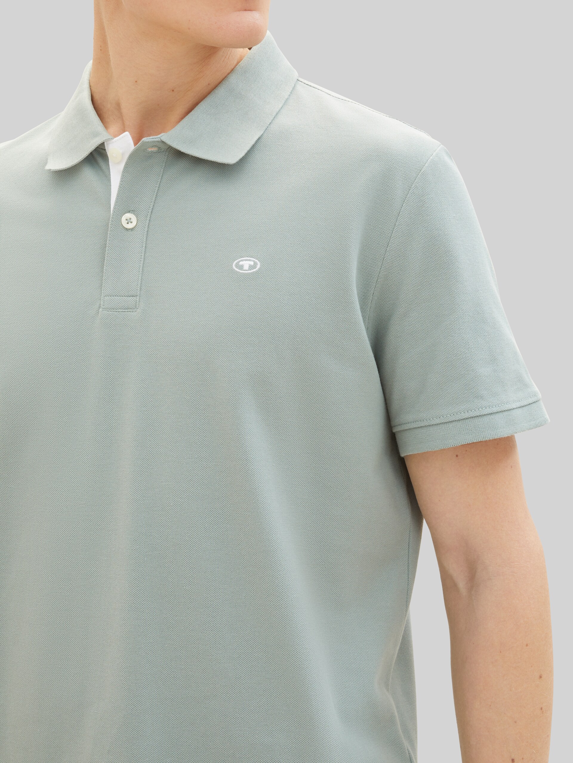 Piqué polo shirt with embroidered logo - iced grey mint