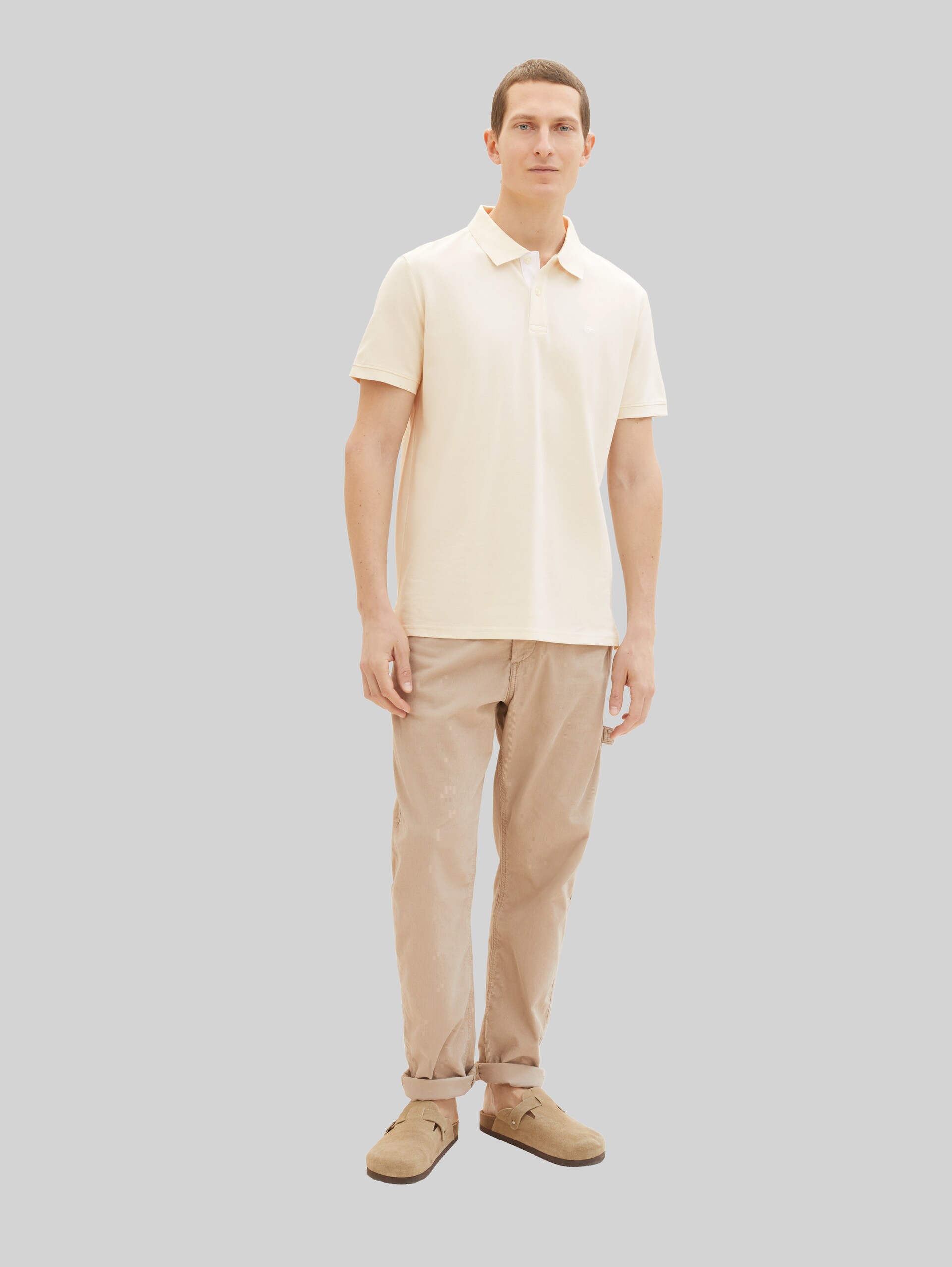 Piqué Poloshirt mit Logo-Stickerei - beige pearl