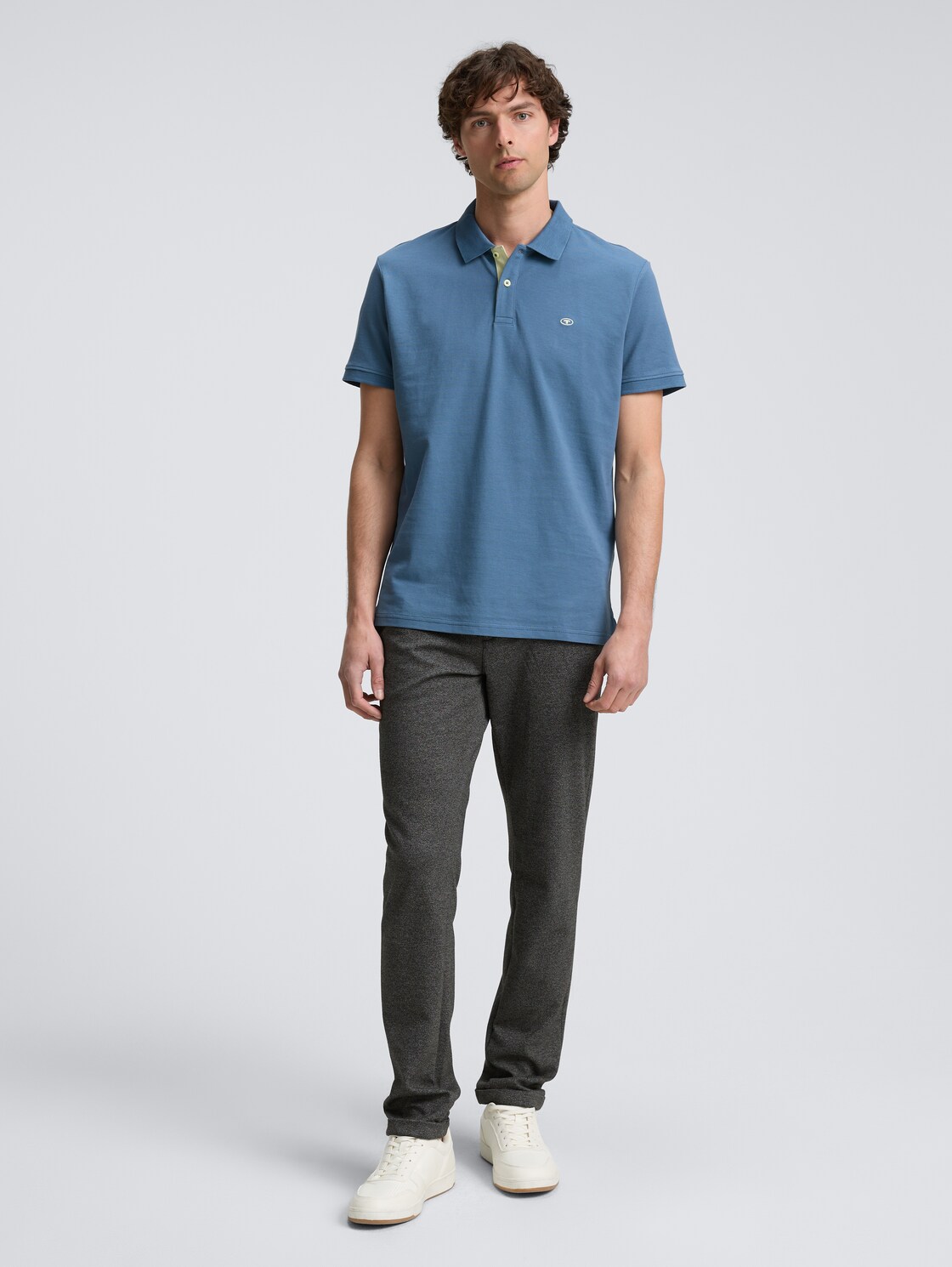 Piqué Poloshirt mit Logo-Stickerei - mystical blue