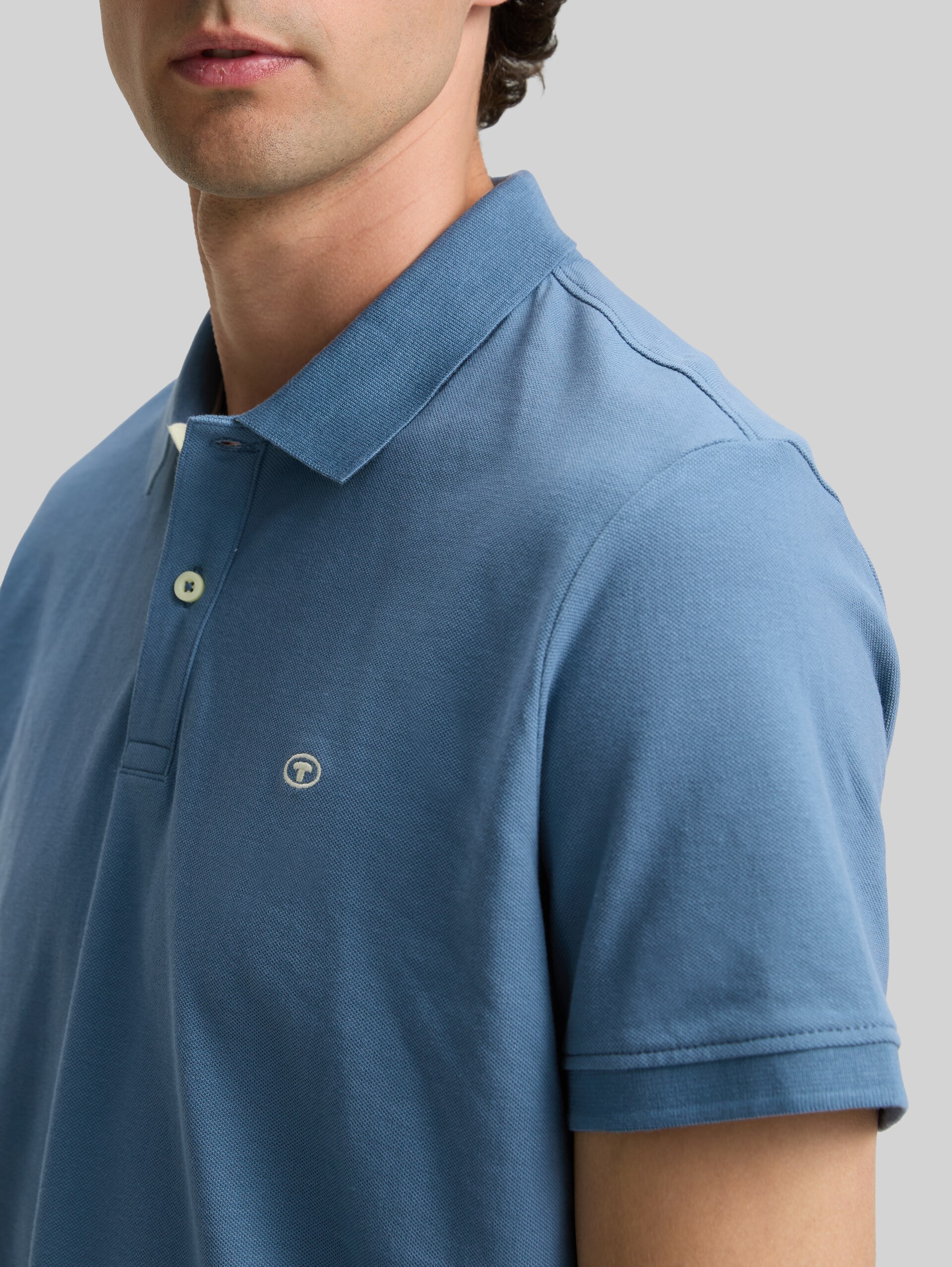 Piqué polo shirt with embroidered logo - mystical blue