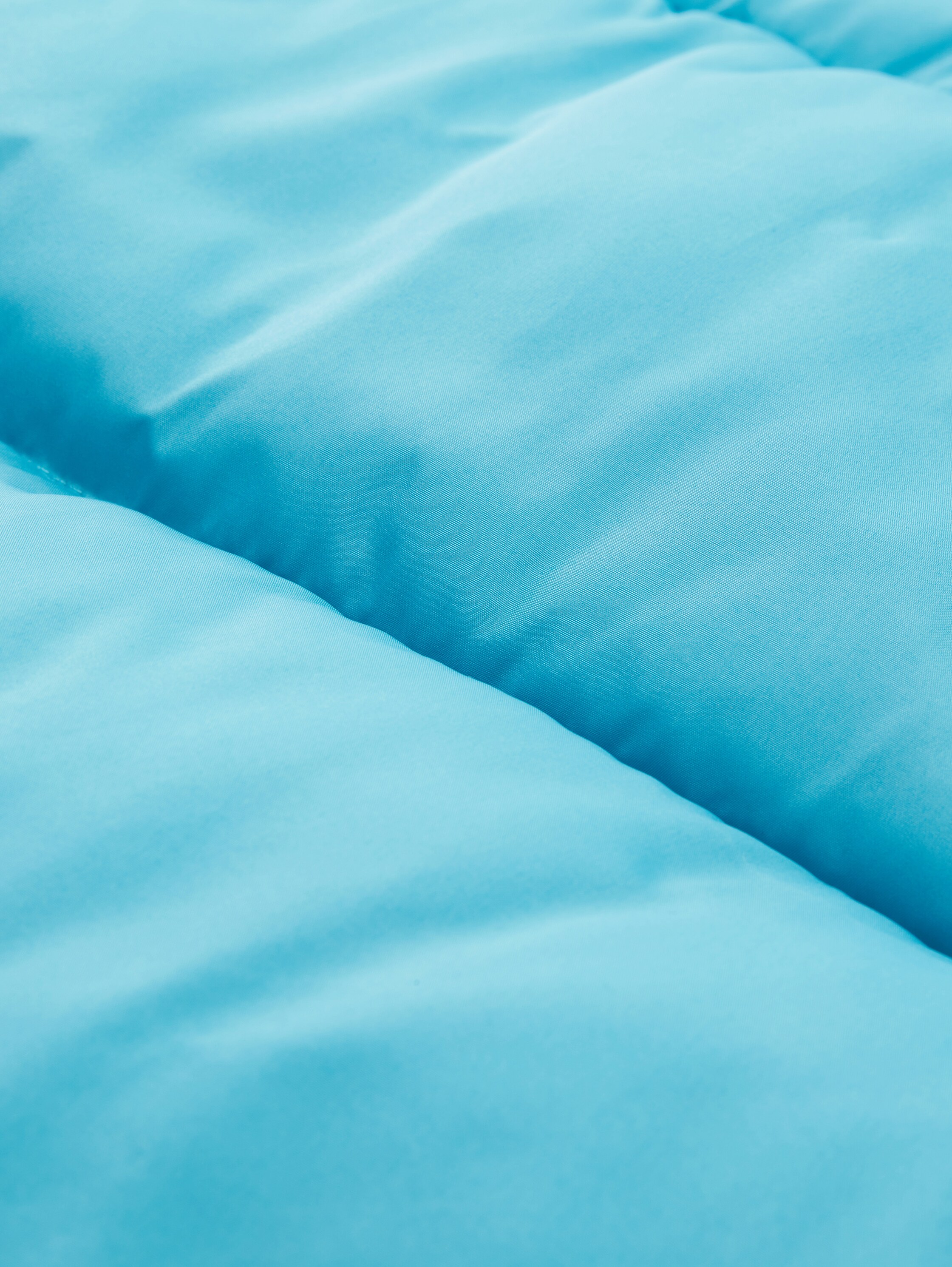 Pufferjacke mit abnehmbarer Kapuze - REPREVE(R) Our Ocean(R) - Laguna Light Blue - Produkt-Detail-Ansicht