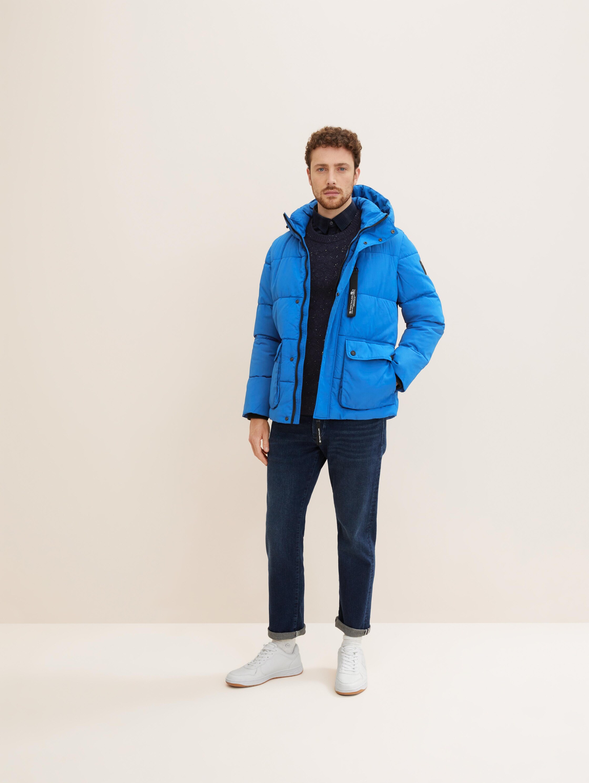 Pufferjacke mit Kapuze - REPREVE(R) Our Ocean(R) - hockey blue - seitliche Model-Ansicht