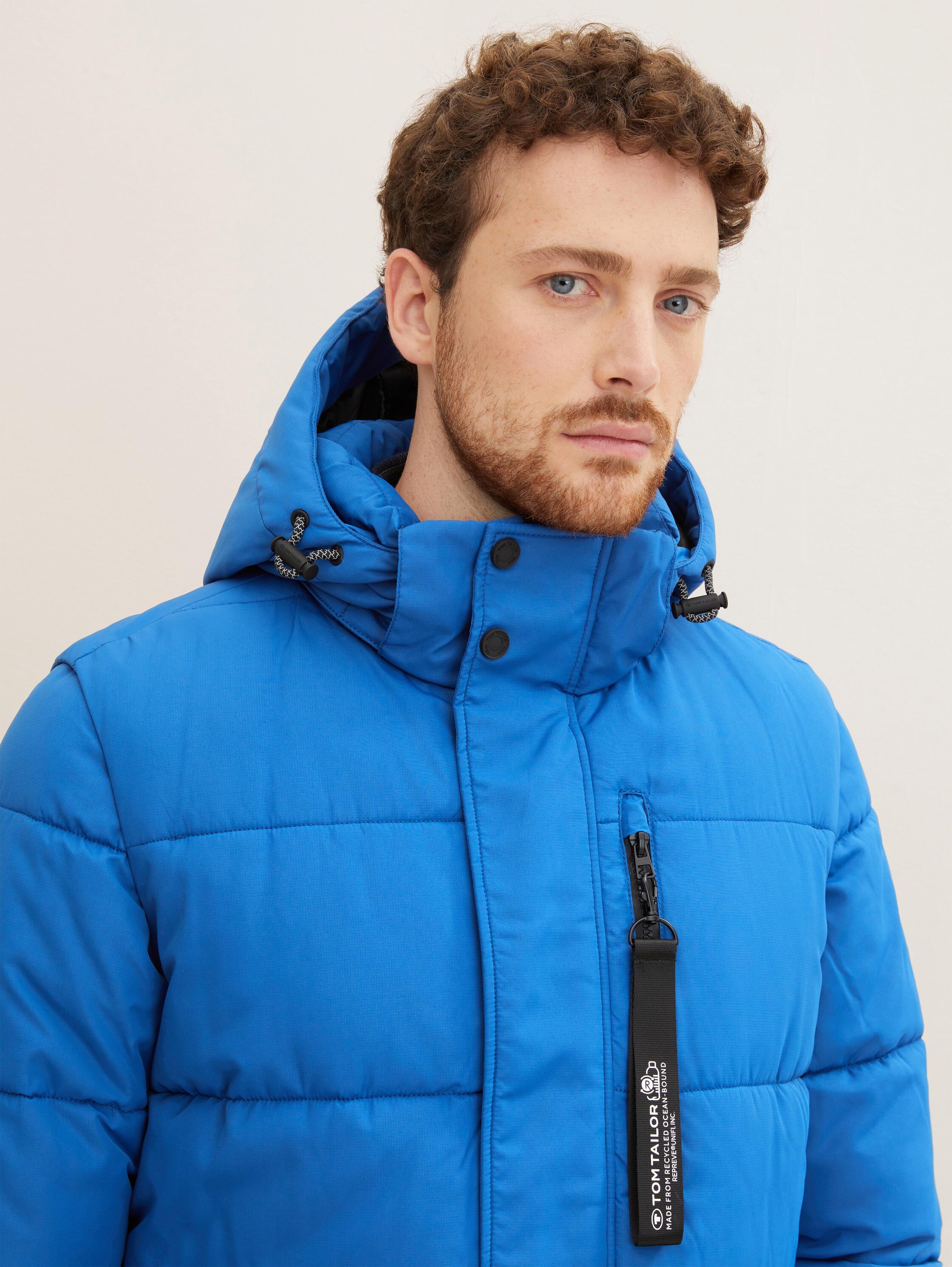Pufferjacke mit Kapuze - REPREVE(R) Our Ocean(R) - hockey blue - Detail-Model-Ansicht