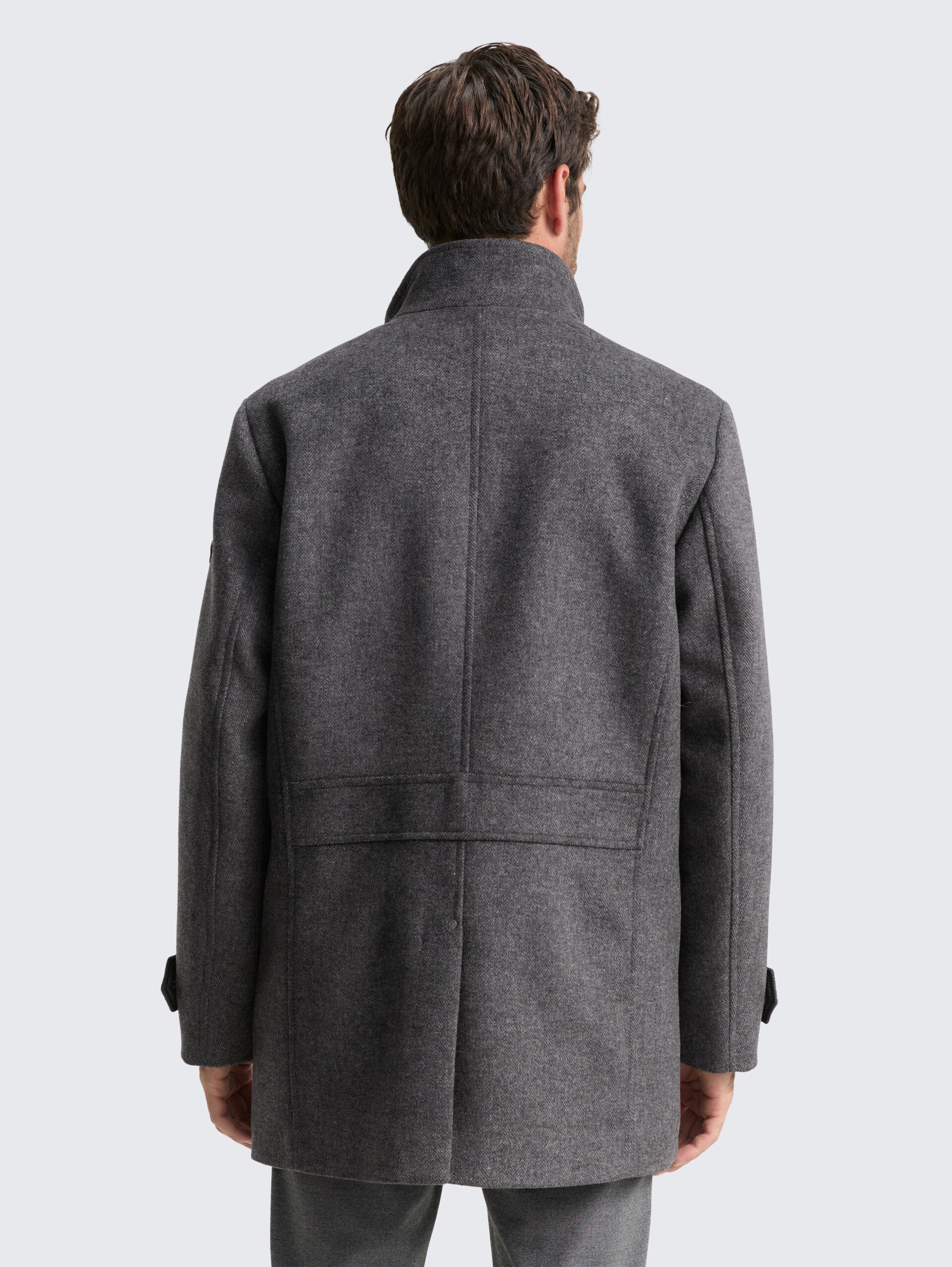 2 in 1 Wollmantel - dark grey black herringbone - Model-Rückansicht