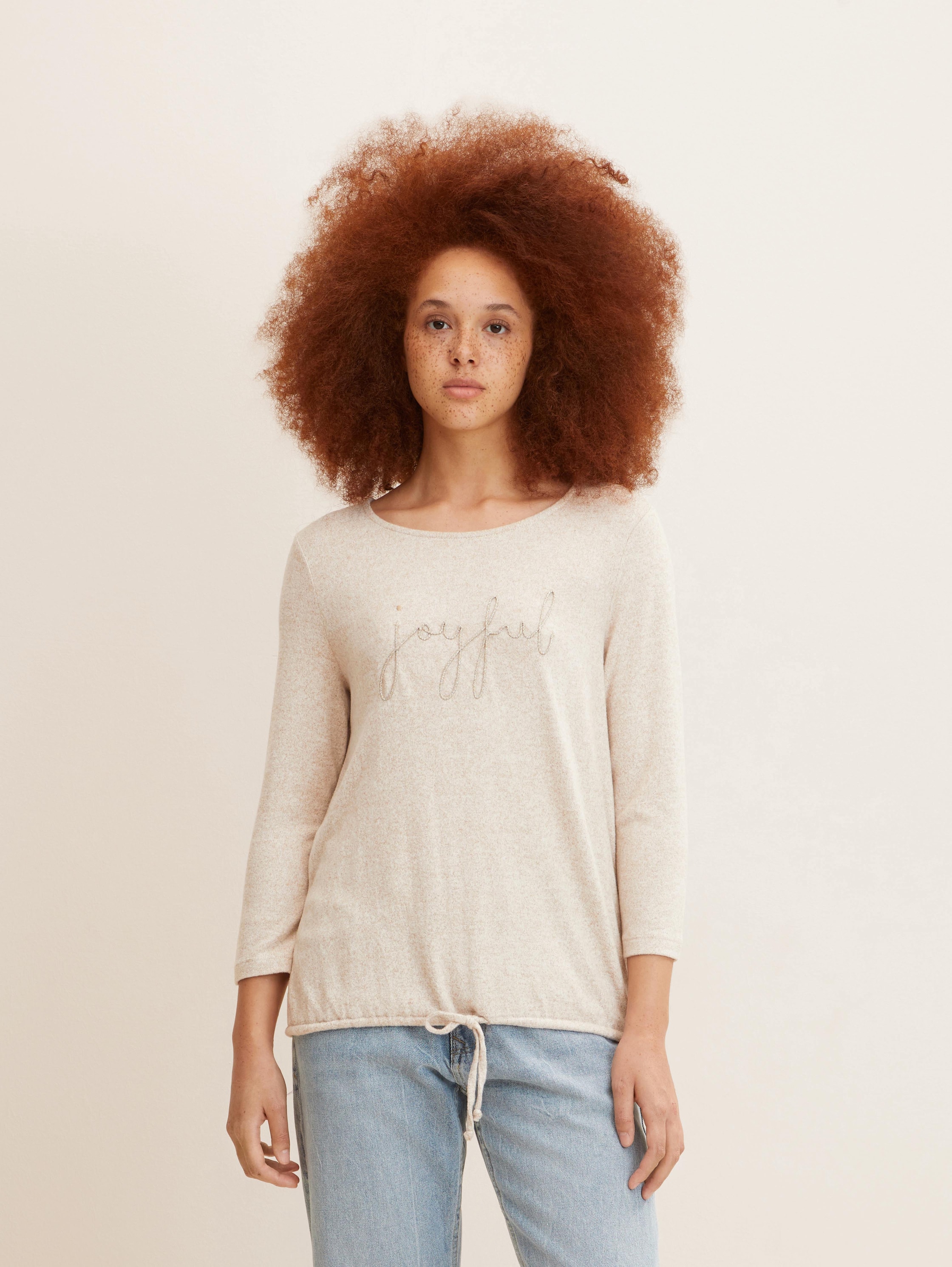 7/8-sleeved shirt with embroidery - messy beige melange - Neckline model front view