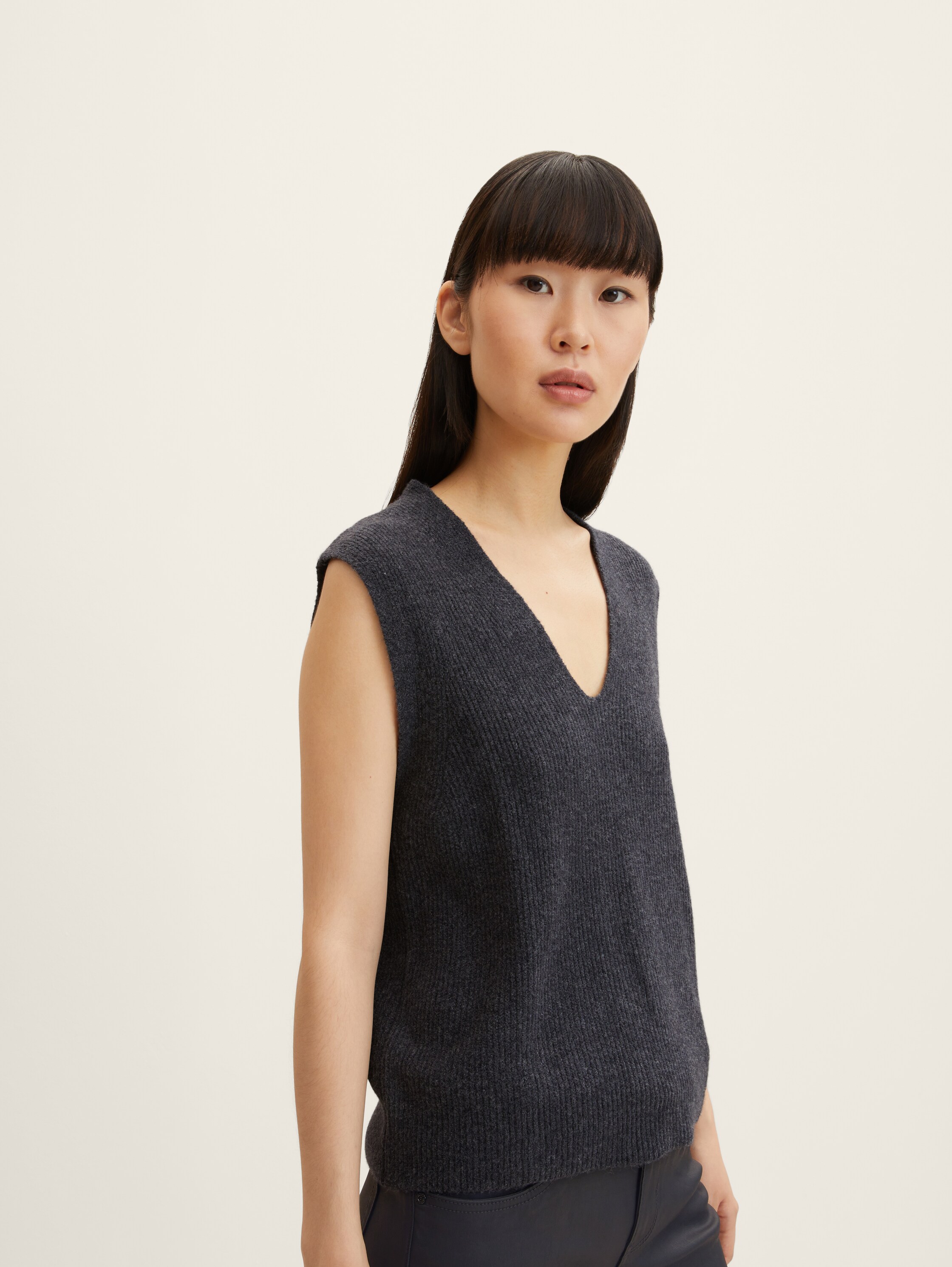 Pullunder mit V-Ausschnitt - evident anthracite melange