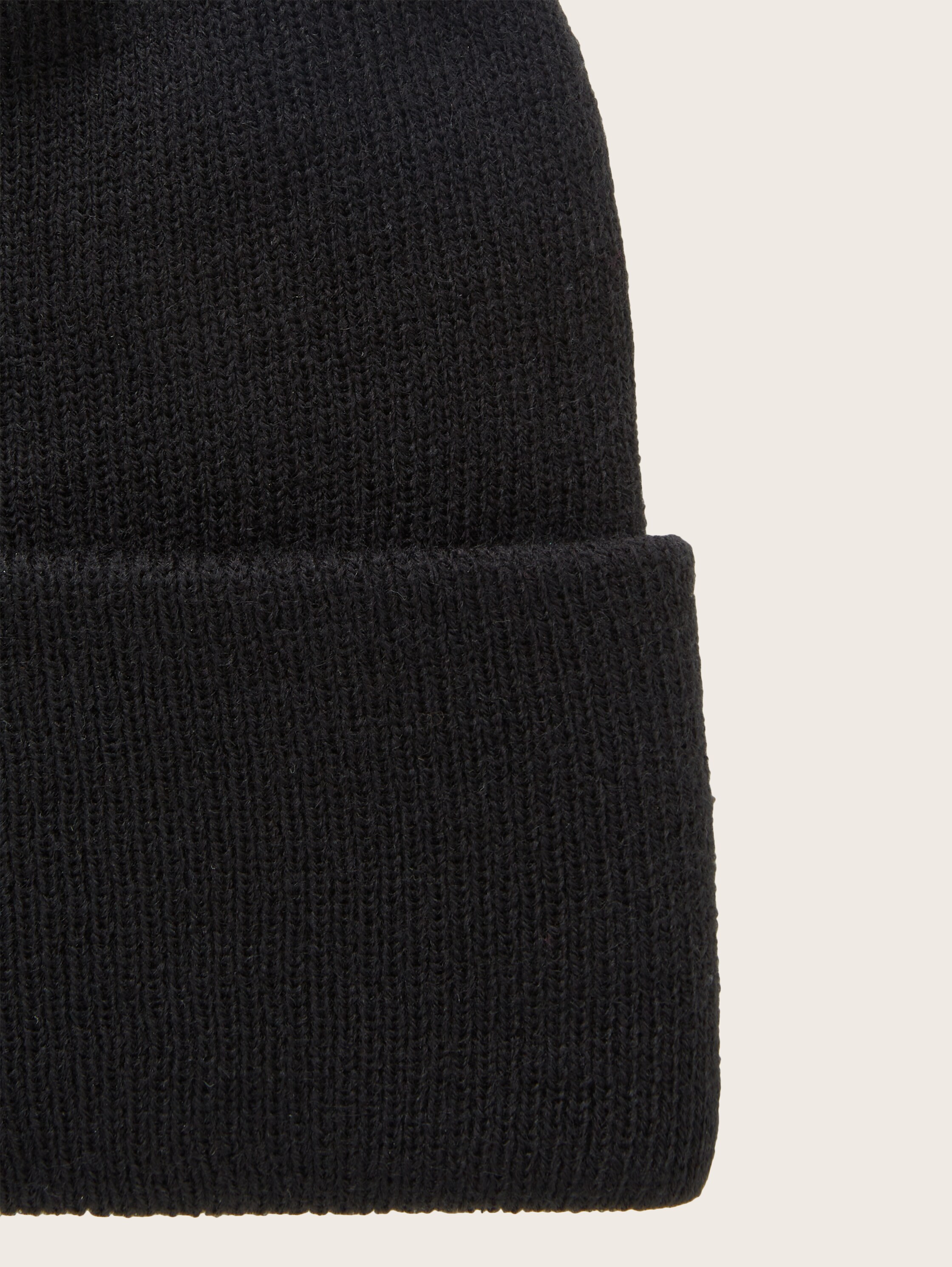 Basic Beanie mit Logo Badge - 4