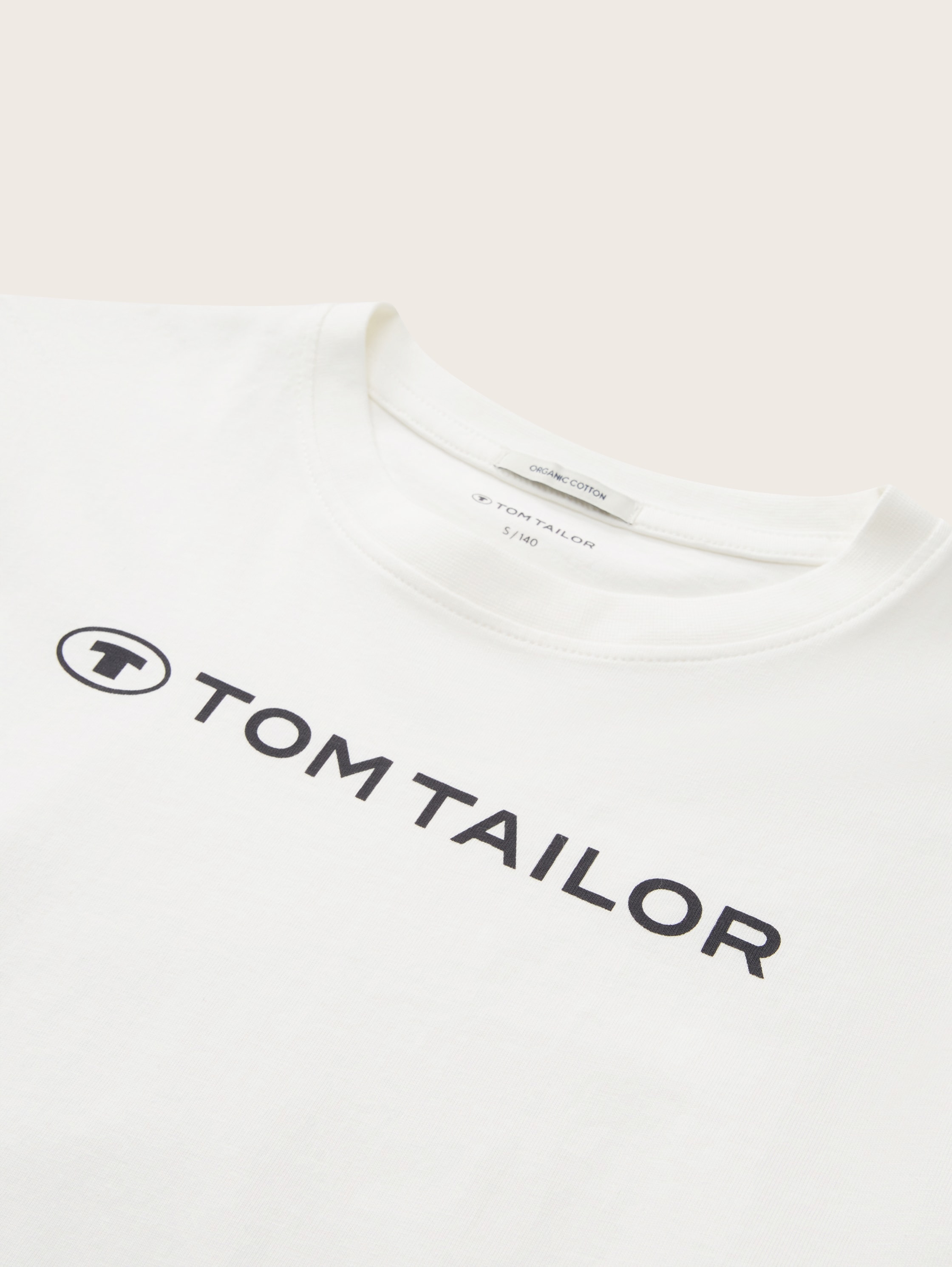 T-shirt with a logo print - Whisper White - Detail model view