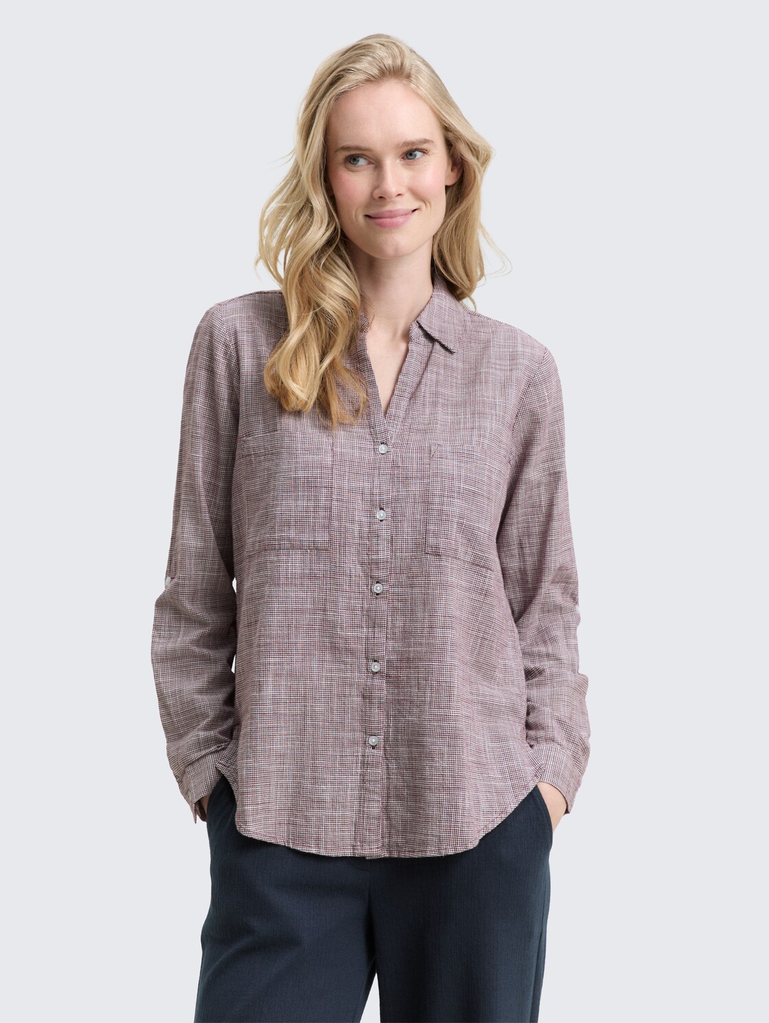 Bluse mit Brusttaschen - bordeaux red - Ausschnitt Model-Vorderansicht