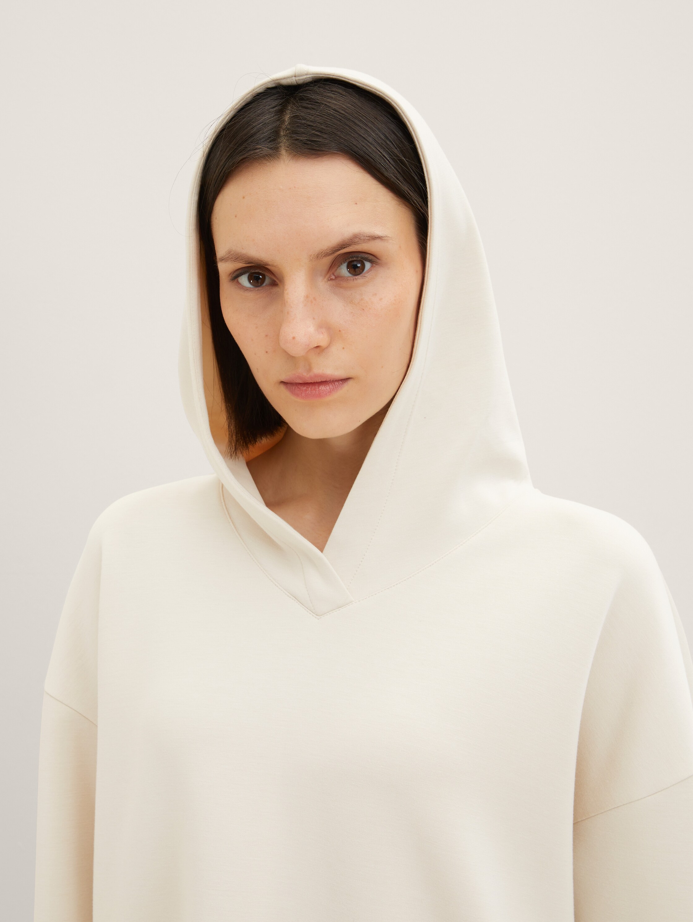 Hoodie mit seitlichen Reißverschlüssen - 6