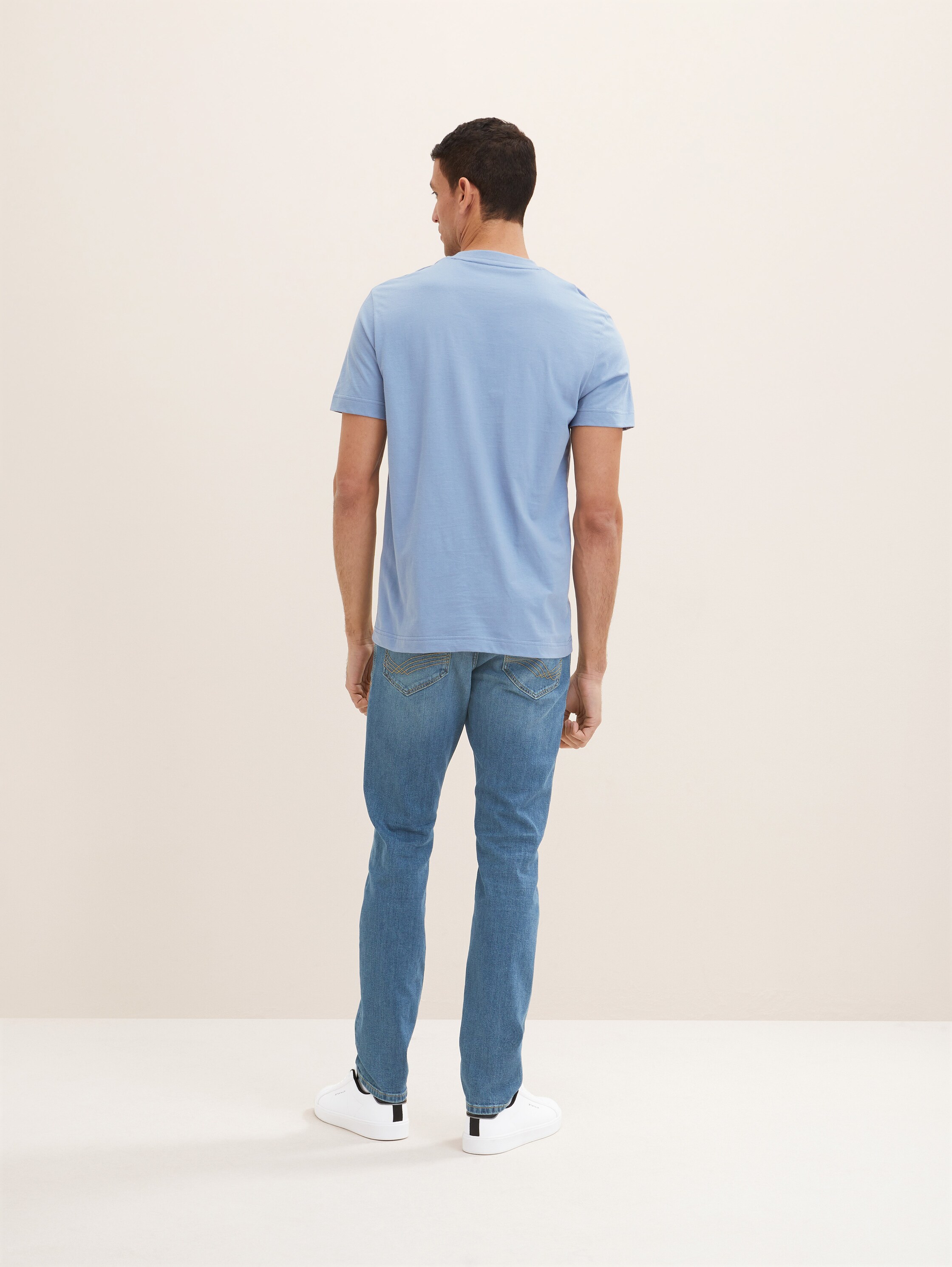 T-Shirt mit Logo Print - 4