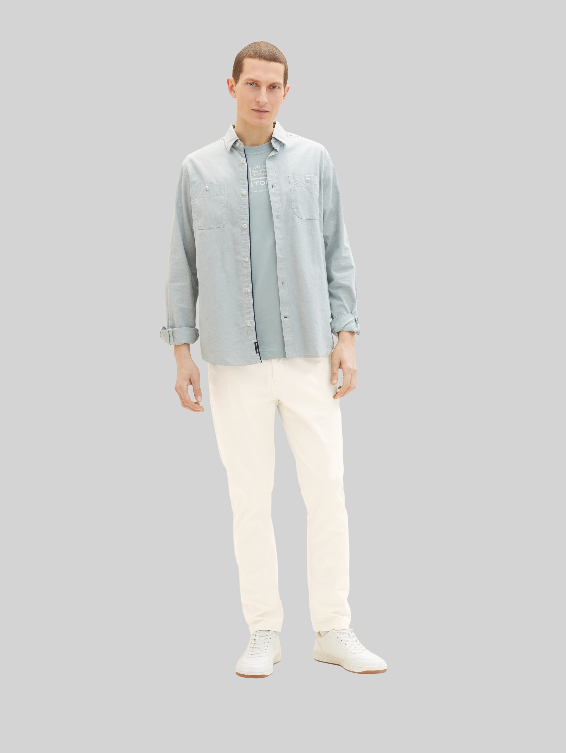 T-shirt met logo print - light ice blue - Model vooraanzicht