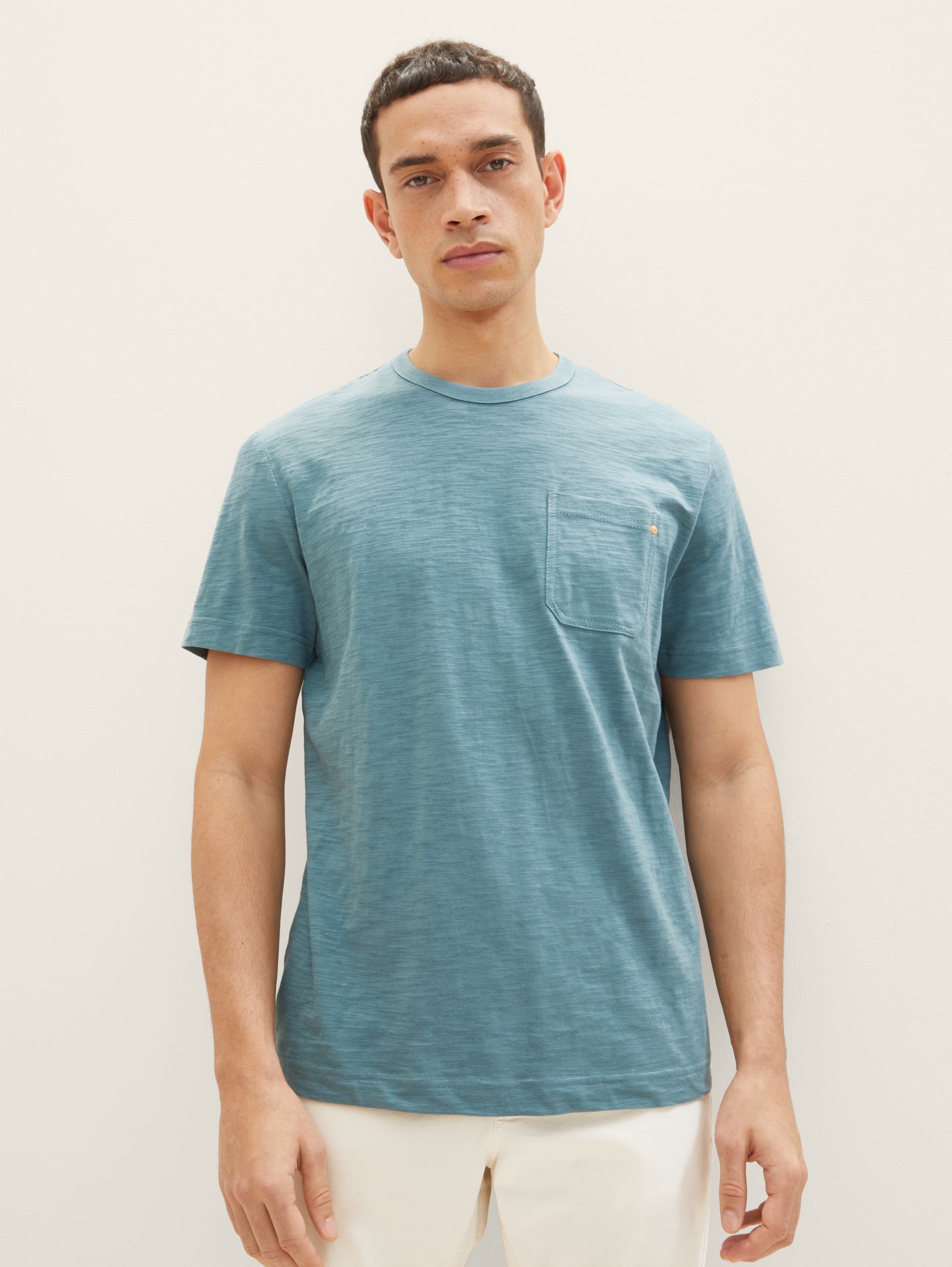 T-shirt aspect chiné - deep bluish green - Découpe Vue de face du modèle