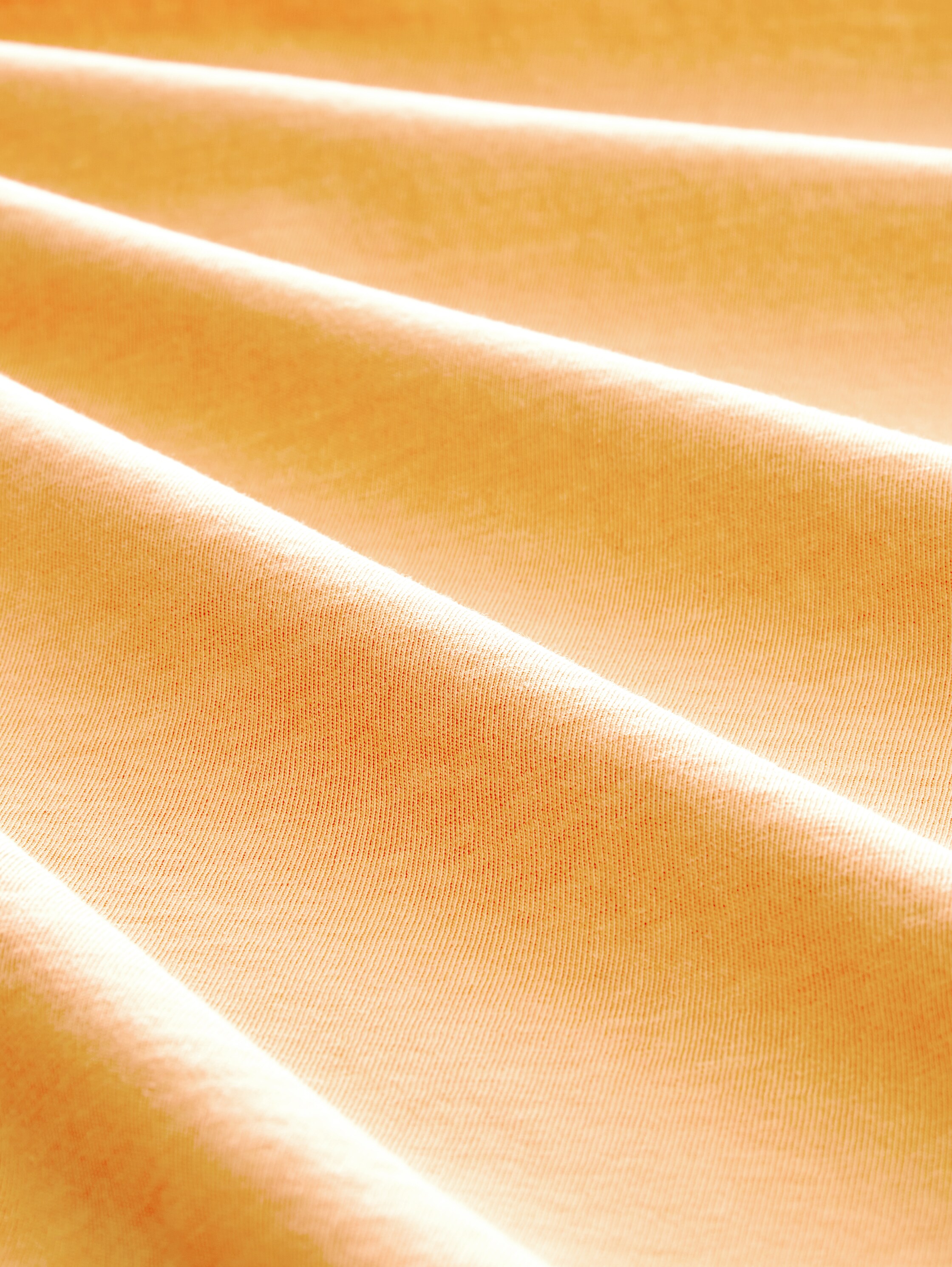 Langarmshirt mit Stehkragen - washed out orange - Material-Ansicht