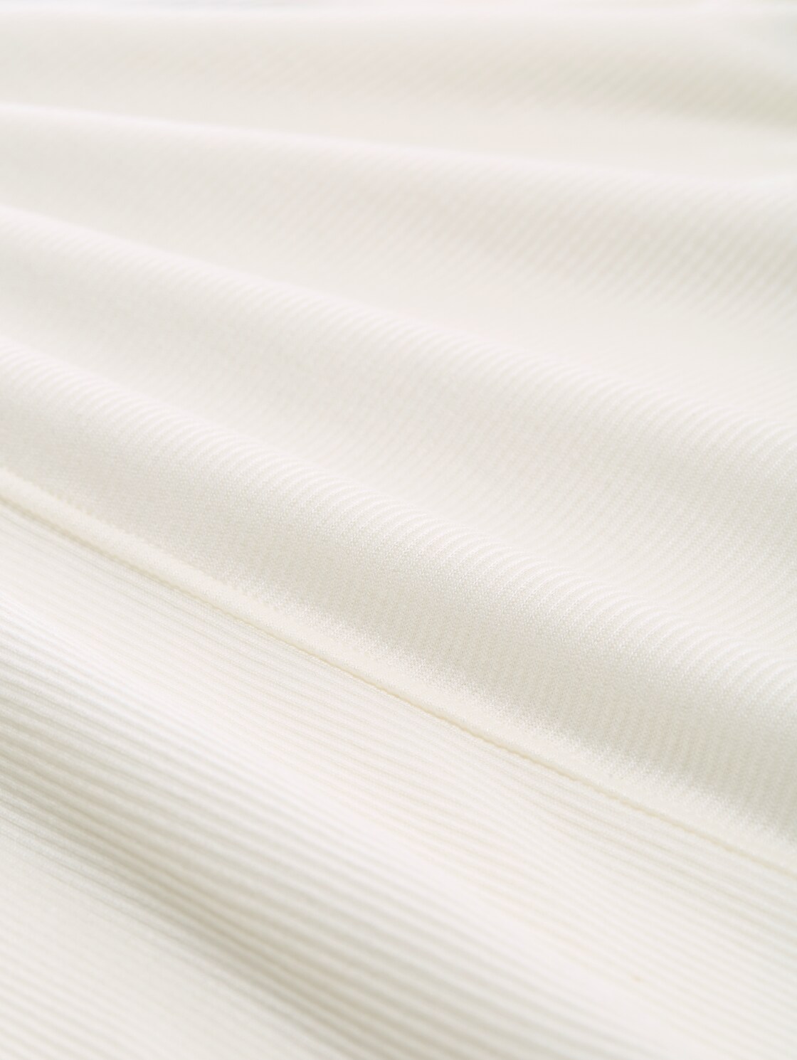 Loose Fit Langarmshirt mit Raffärmeln - off white - Material-Ansicht