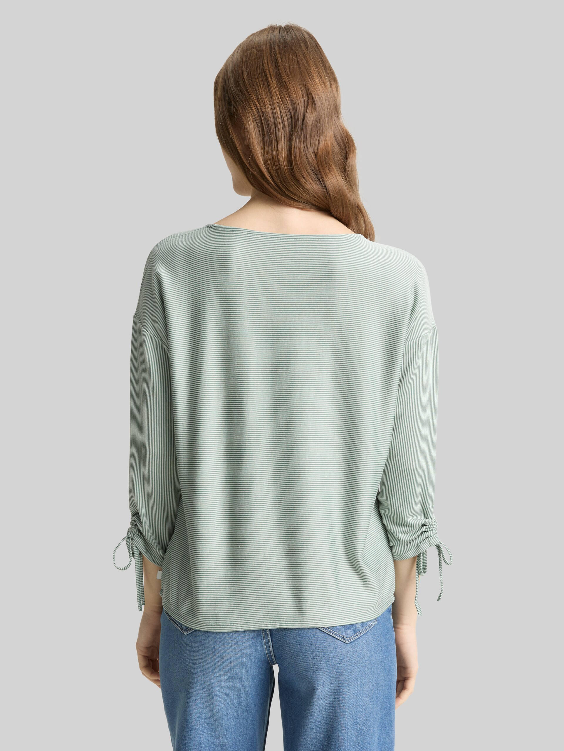 Loose-fit long-sleeved top with gathered sleeves - small tonal matchagreen stripe - Neckline model-back view
