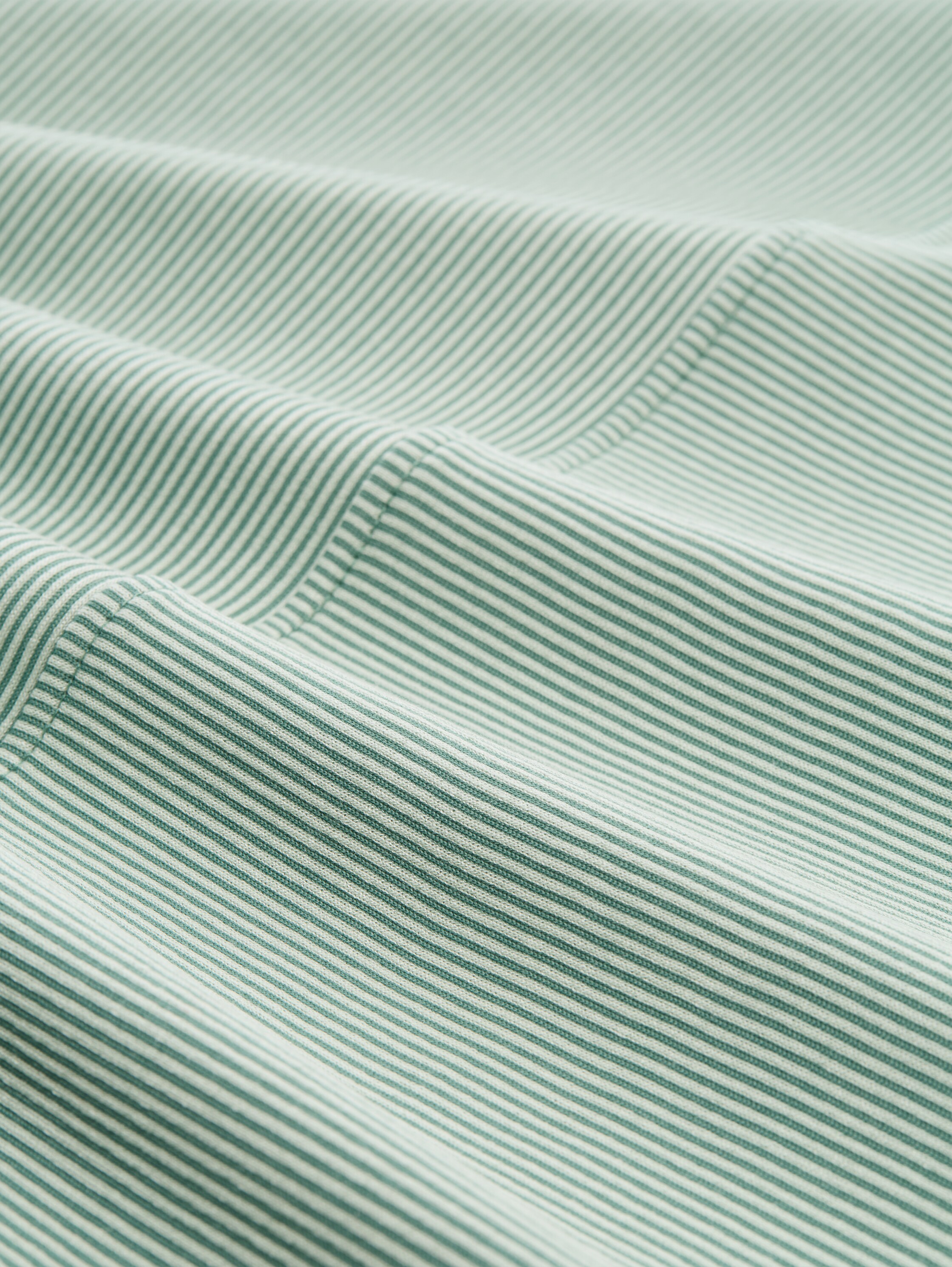 Loose Fit Langarmshirt mit Raffärmeln - small_tonal_matchagreen_stripe - 