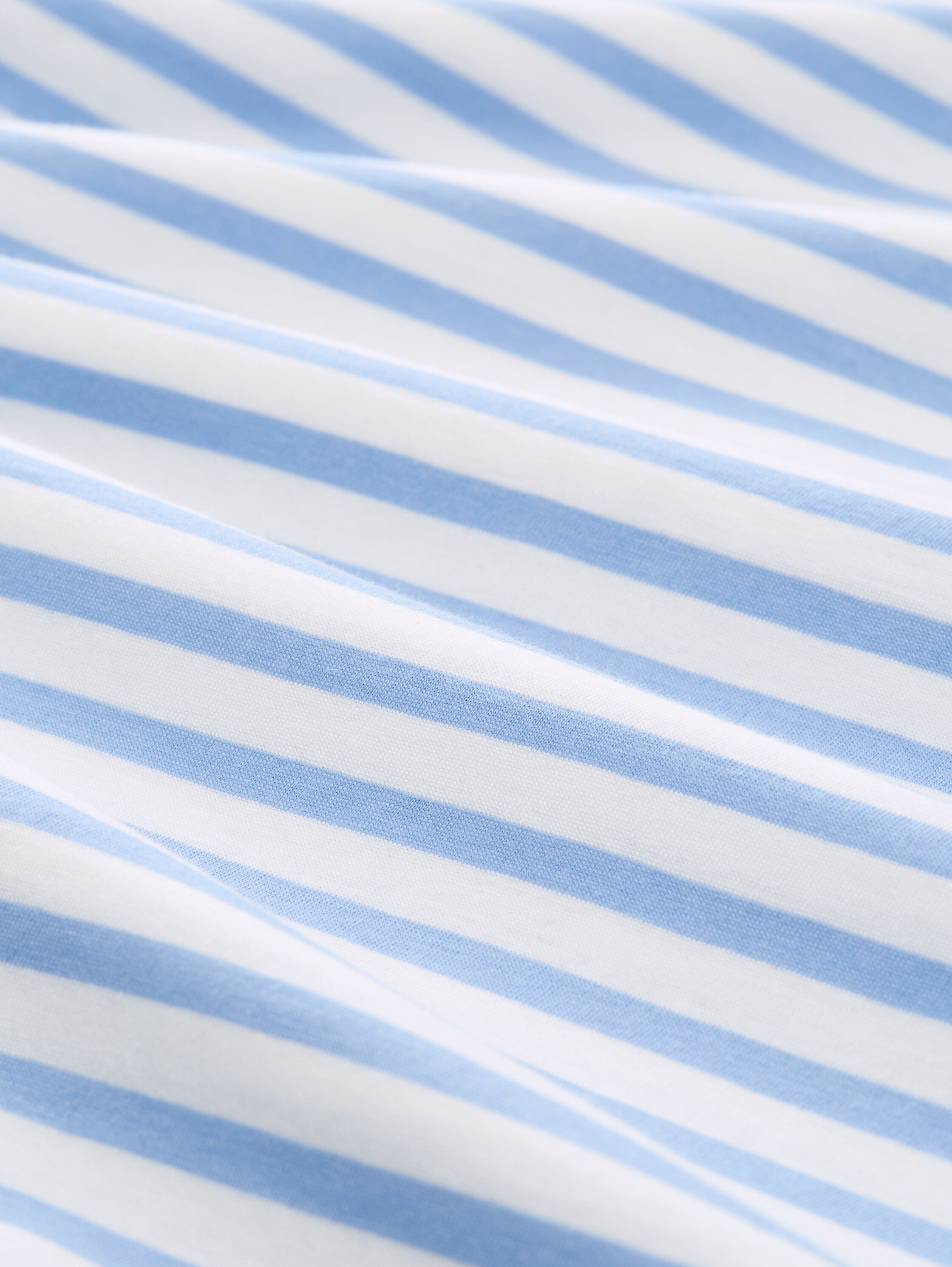T-shirt with stripe pattern - white_light_blue_stripe - 
