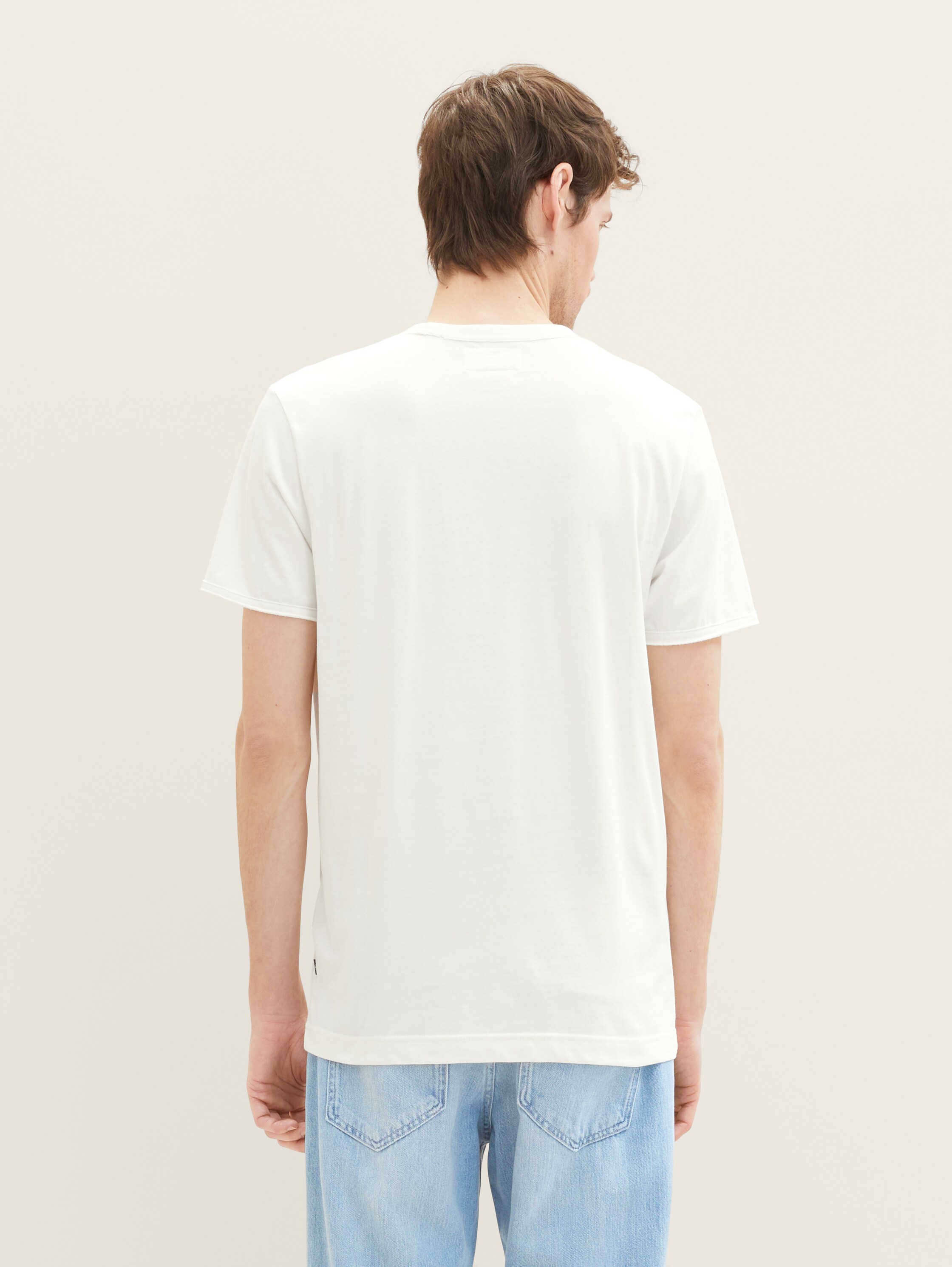 T-Shirt basique - off white - Découpe Vue arrière du modèle