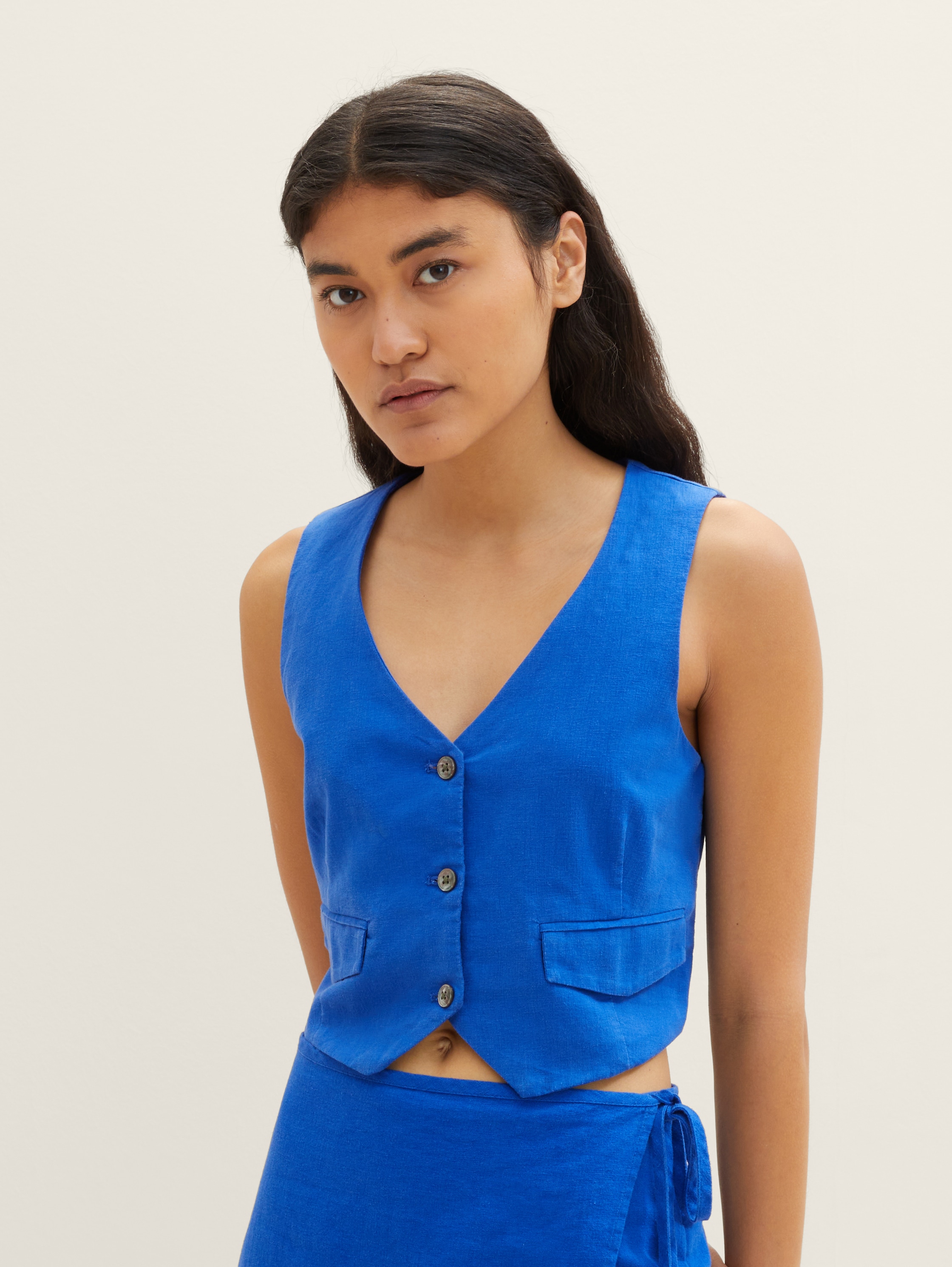 Gilet à teneur en lin - shiny royal blue - Découpe Vue de face du modèle