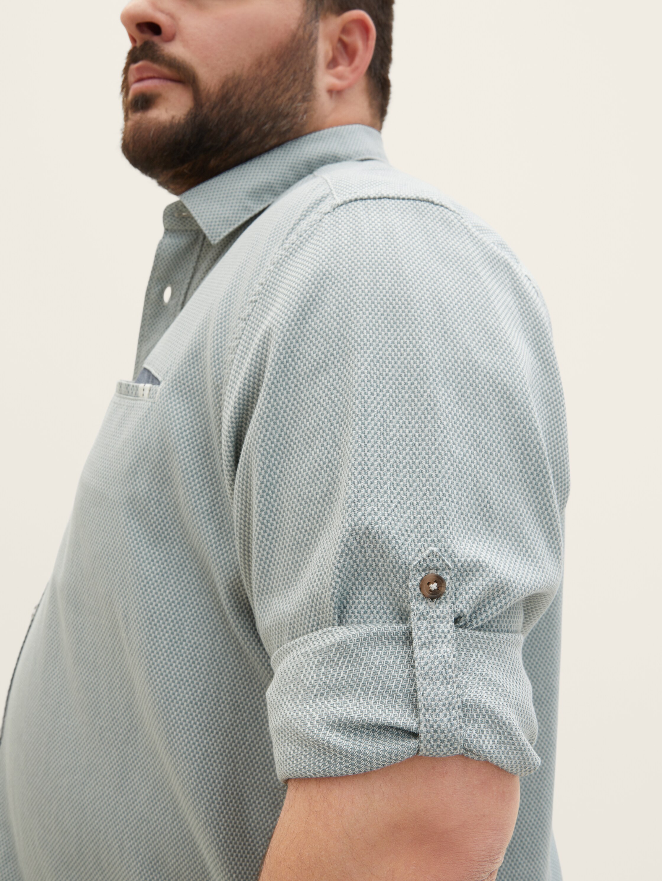 Plus - textured shirt - green white squared structure - Detail model view