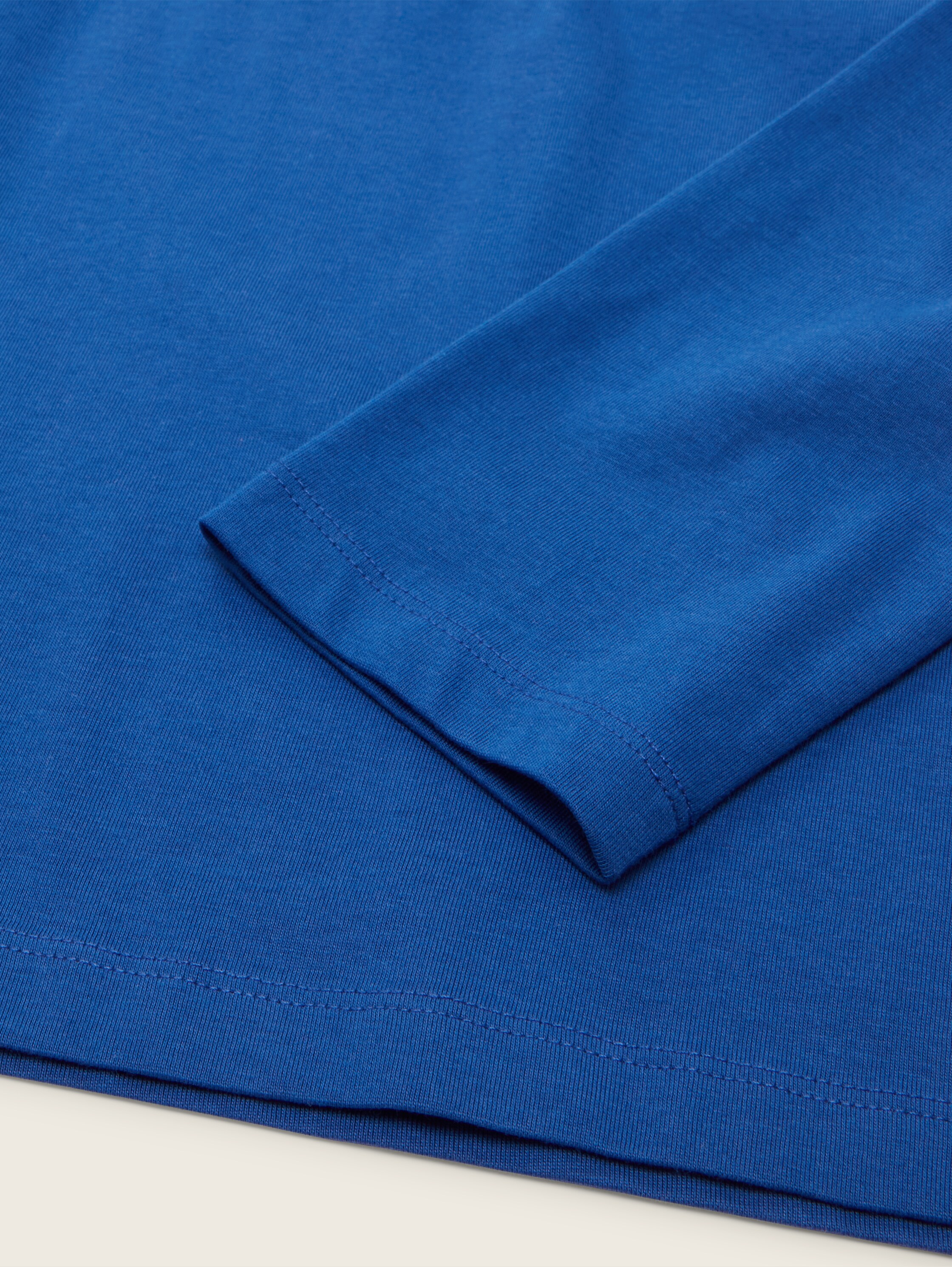 T-shirt met lange mouwen en bedrukt motief - shiny royal blue - Detailaanzicht model