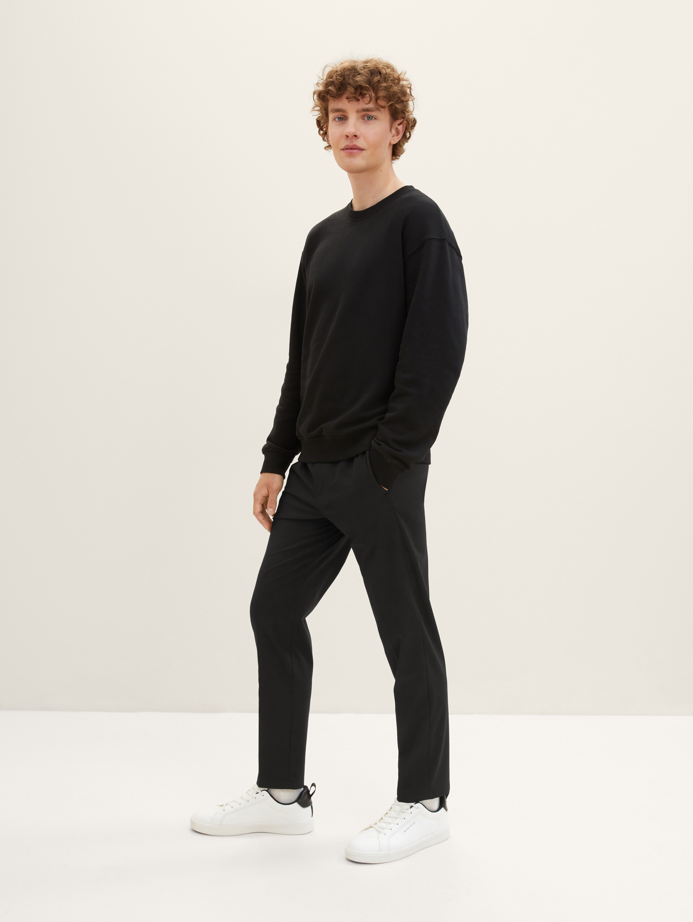 Relaxed Tapered Chino - 8