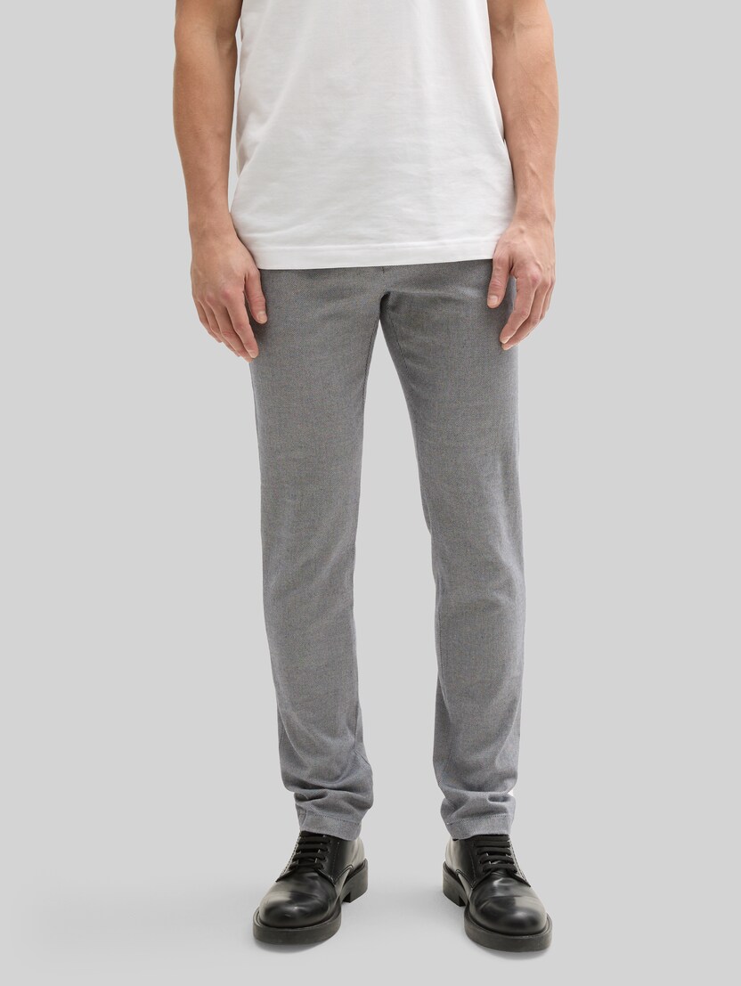 TTTRAVIS SLIM Chino Hose mit Gürtel von Men, white navy zig zag structure