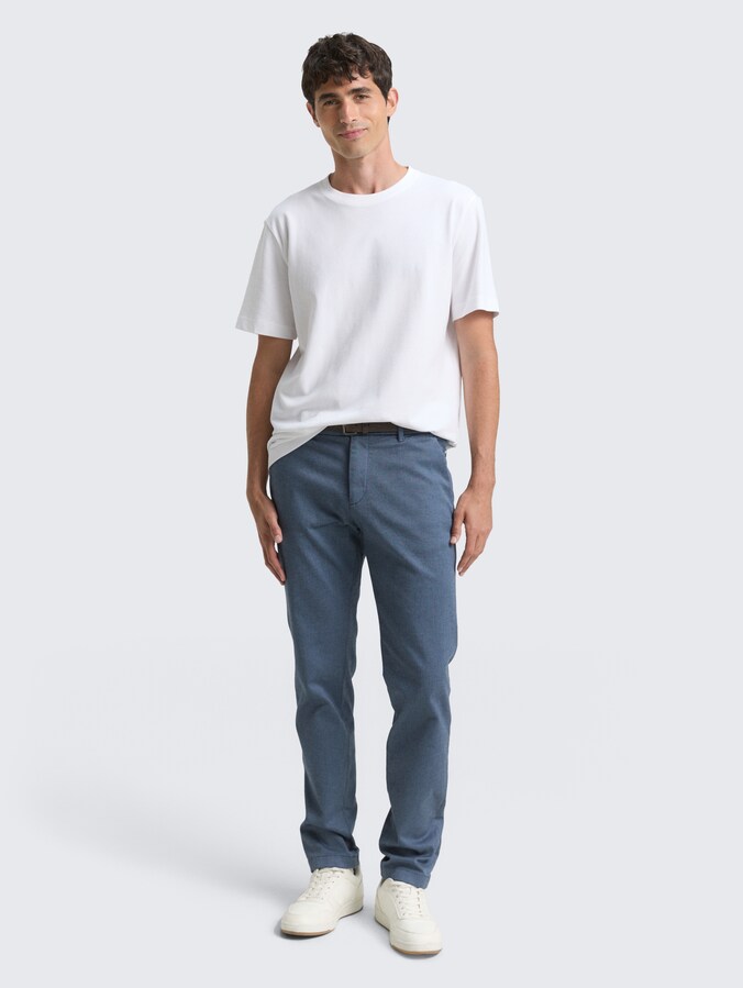 Pantalon chino TTTRAVIS SLIM avec ceinture par Men, blue navy zig zag structure