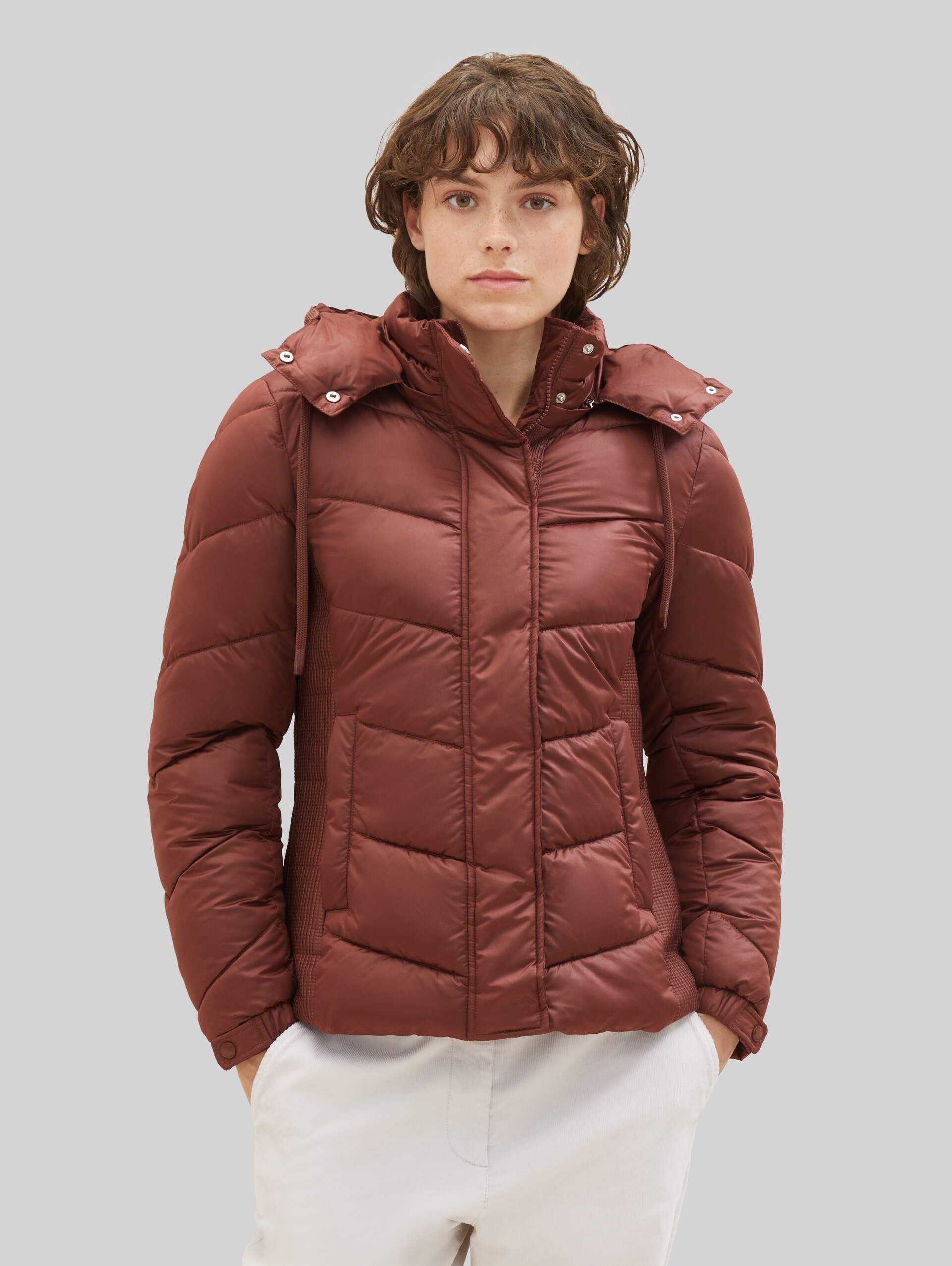 Doudoune comportant du polyester recyclé - raisin - Vue de face du modèle