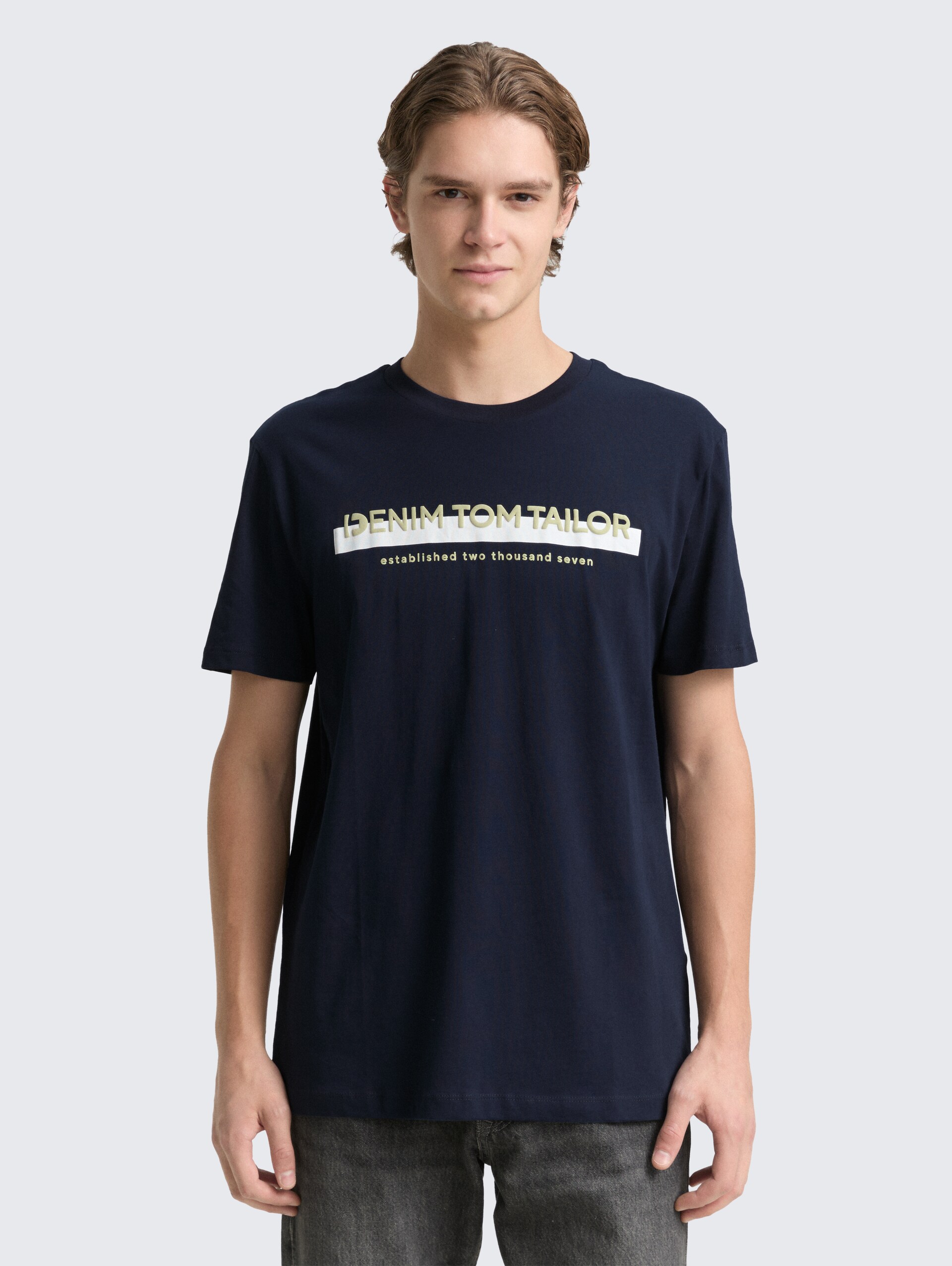 T-Shirt mit Logo-Print - sky captain blue - Ausschnitt Model-Vorderansicht