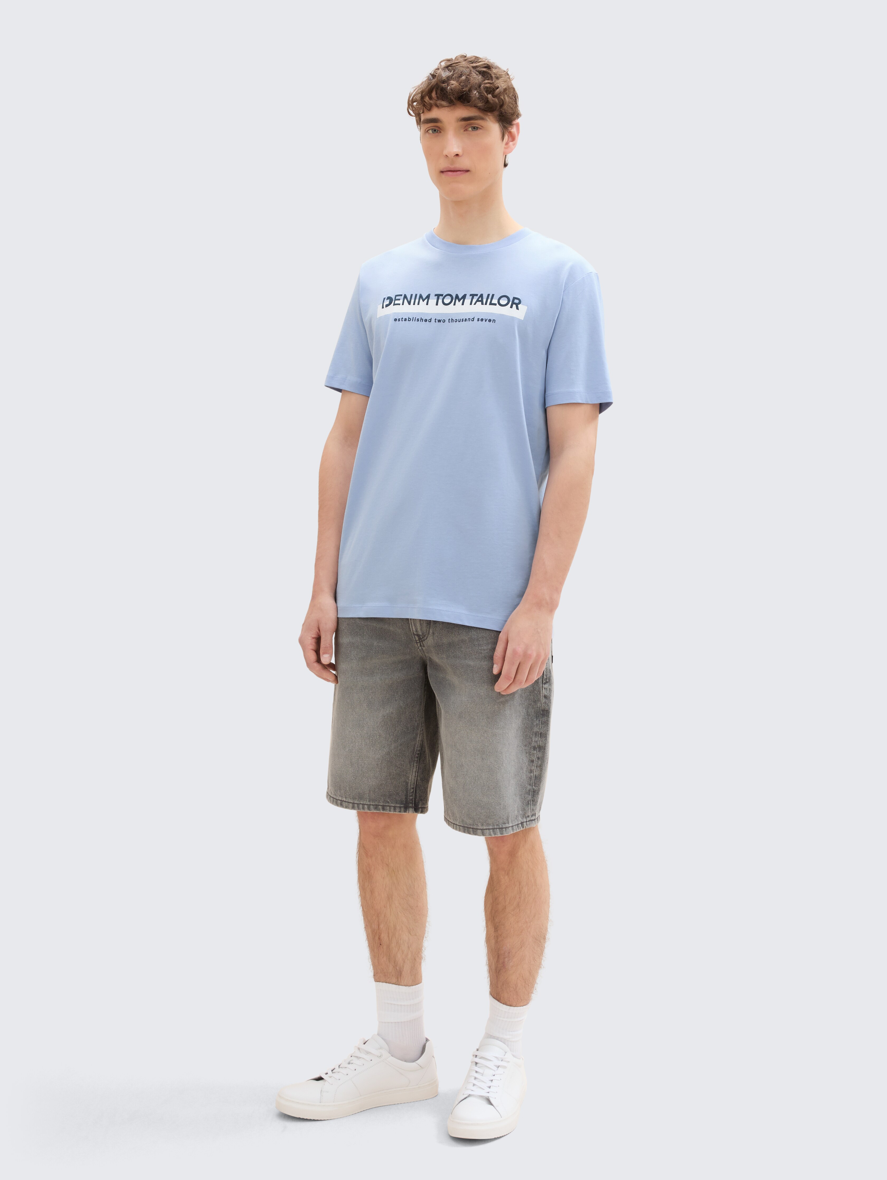 T-Shirt mit Logo-Print von Denim Male, Brunnera Blue
