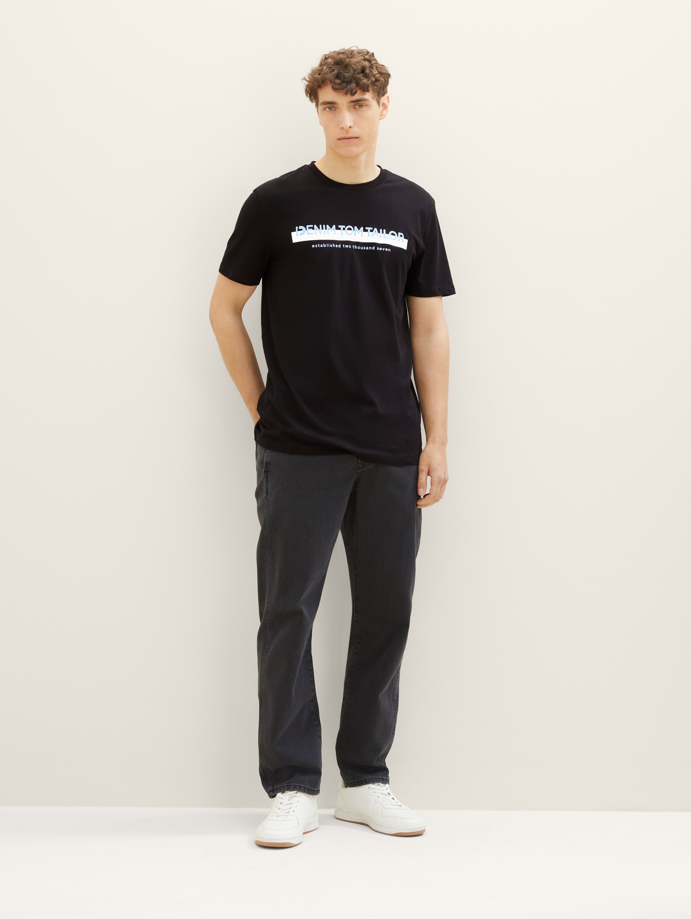 T-Shirt mit Logo Print - 2